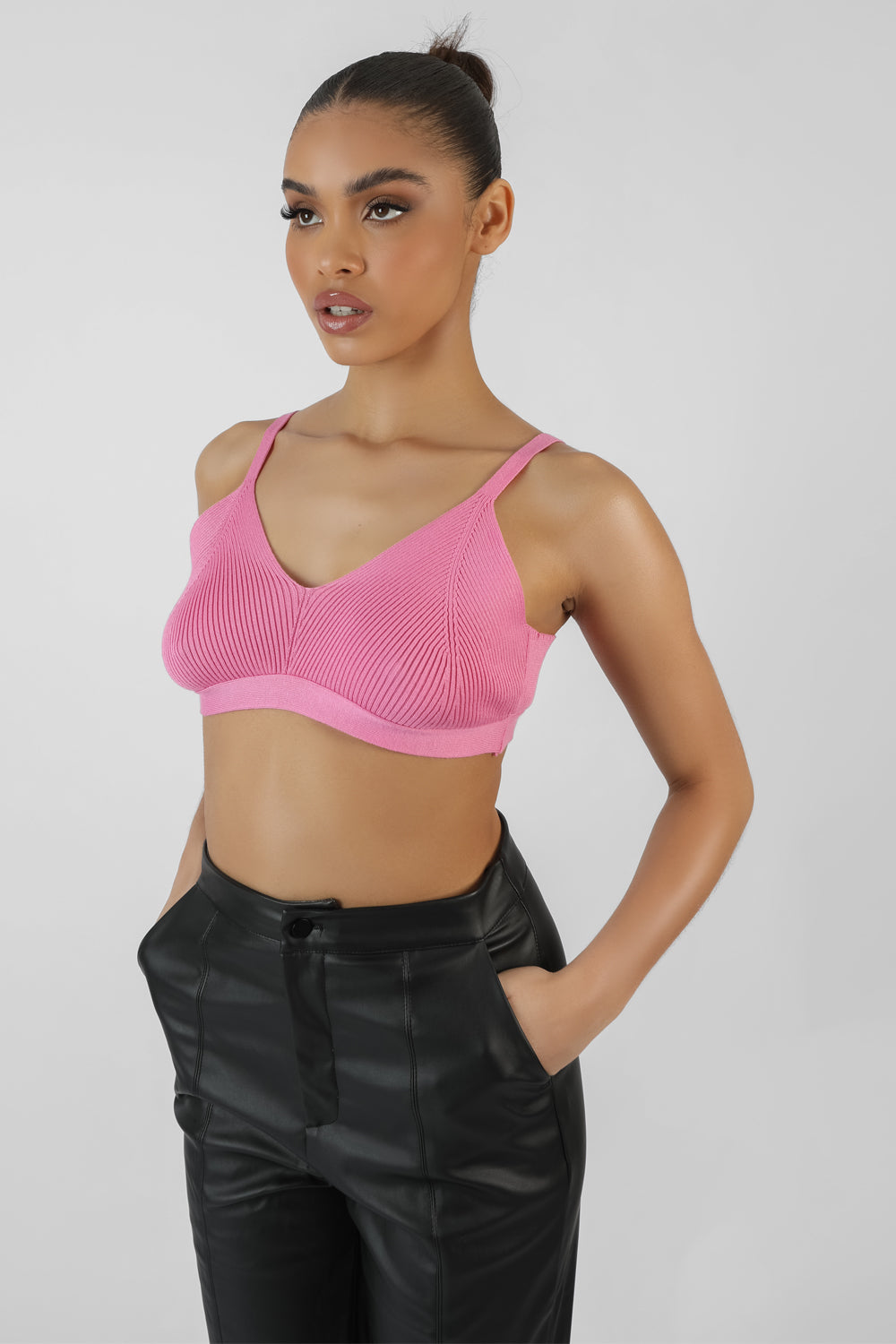 TRIANGLE KNITTED BRALET PINK – Kaiia