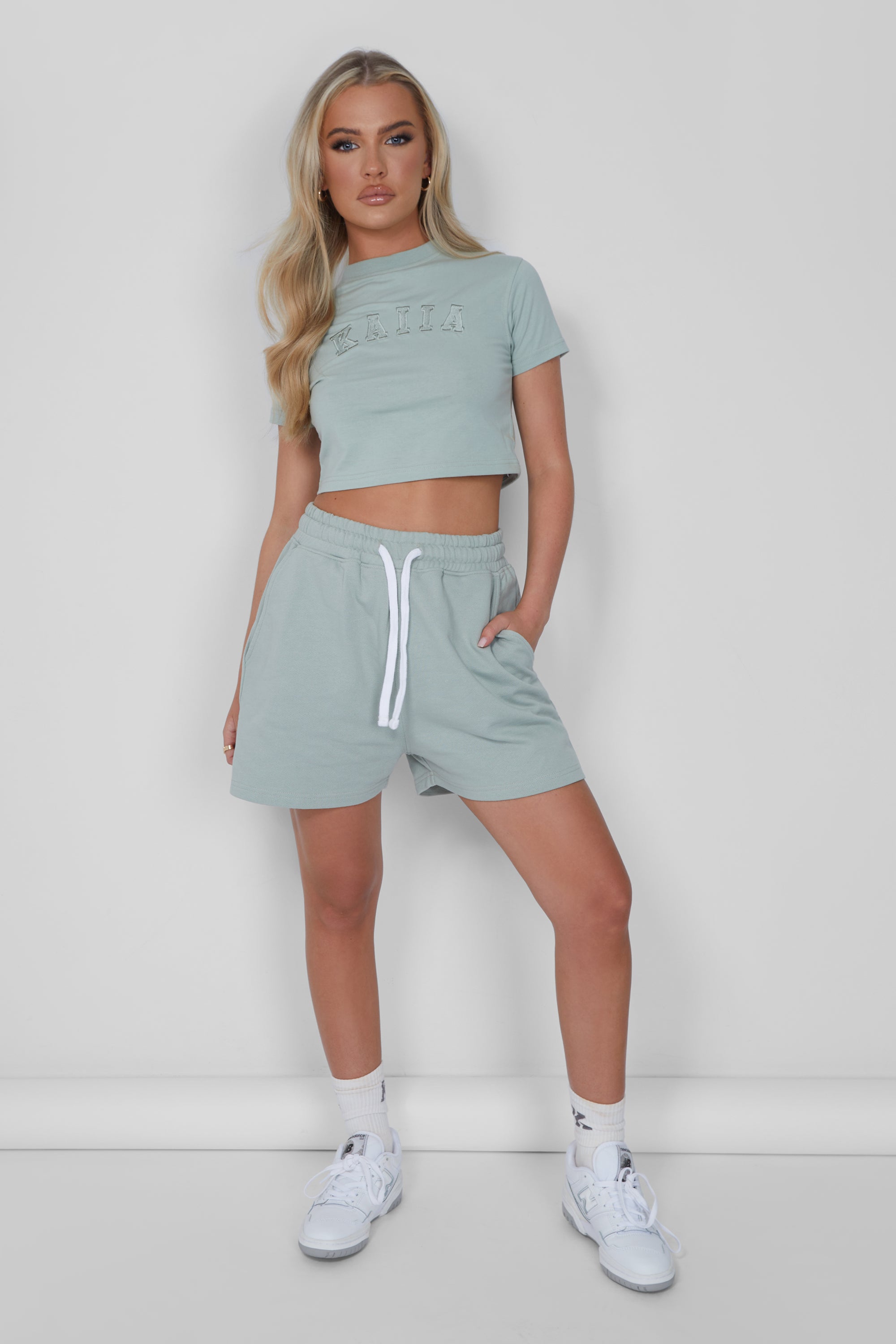 Kaiia Sweat Shorts Light Green