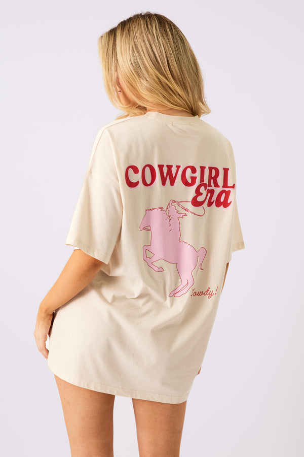 Kaiia Cowgirl Era Oversized T-Shirt Cream