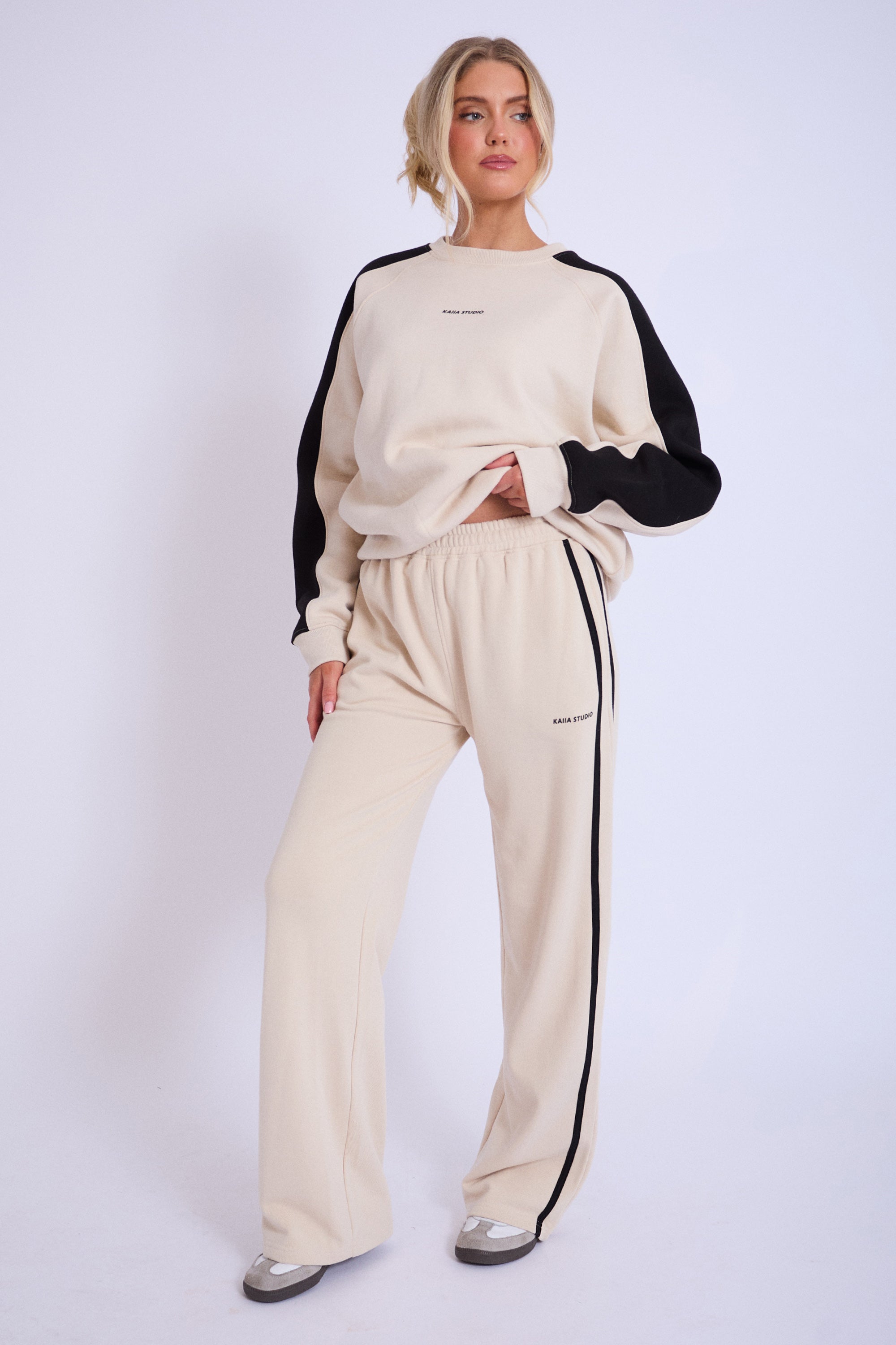 Kaiia Studio Contrast Panel Wide Leg Sweat Pants Stone & Black