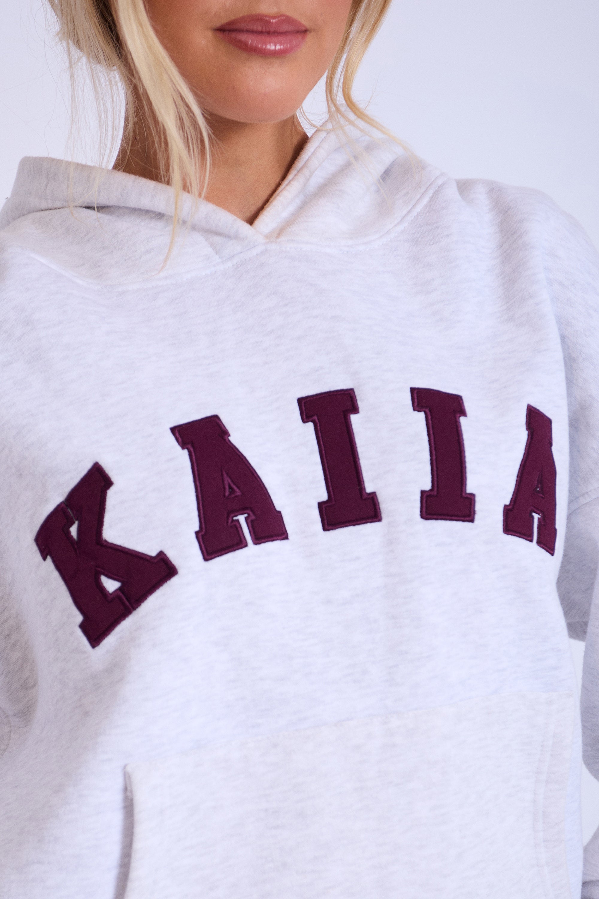 Kaiia Slogan Oversized Hoodie Light Grey Marl With Burgundy