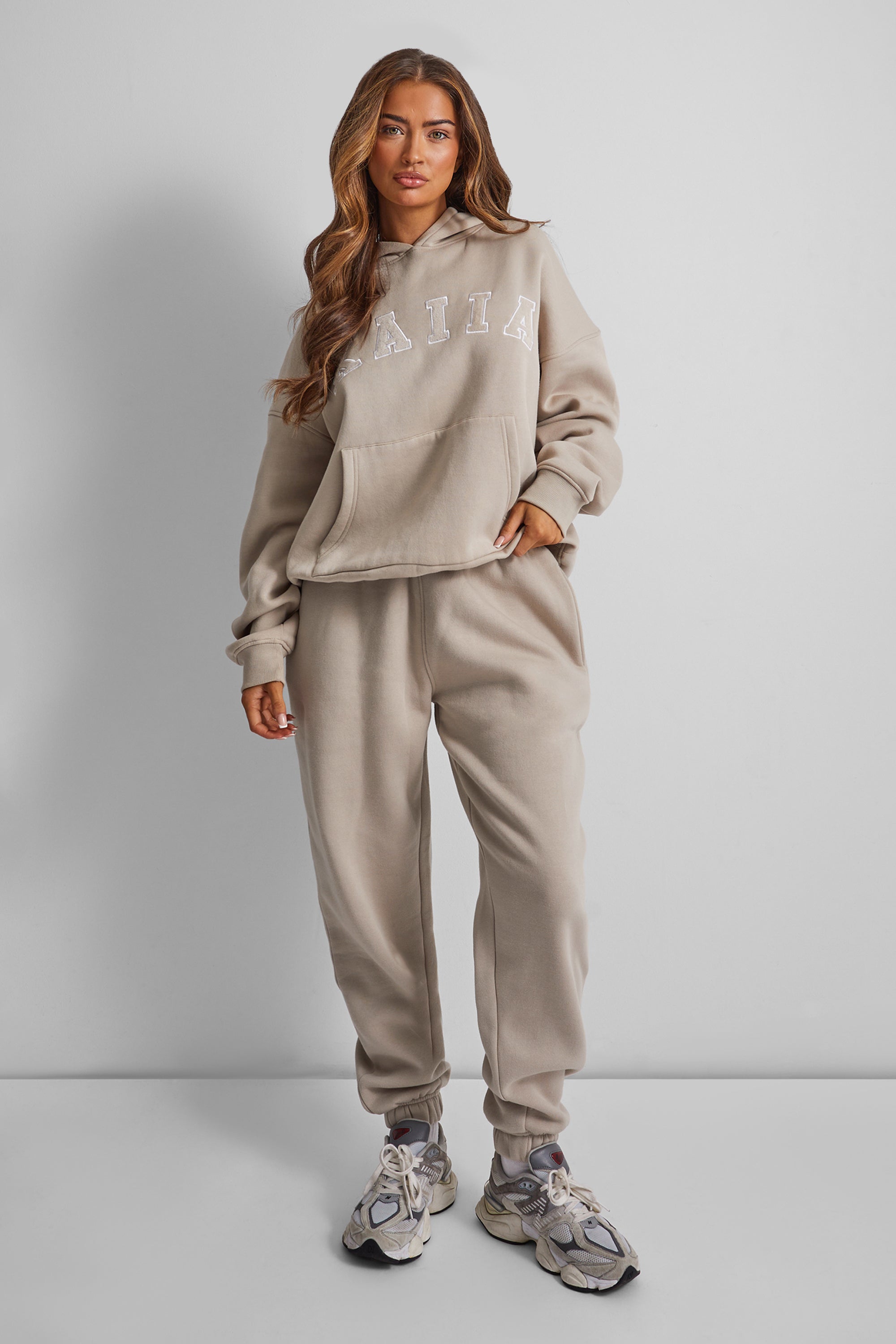 Relaxed Fit Cuffed Jogger Stone