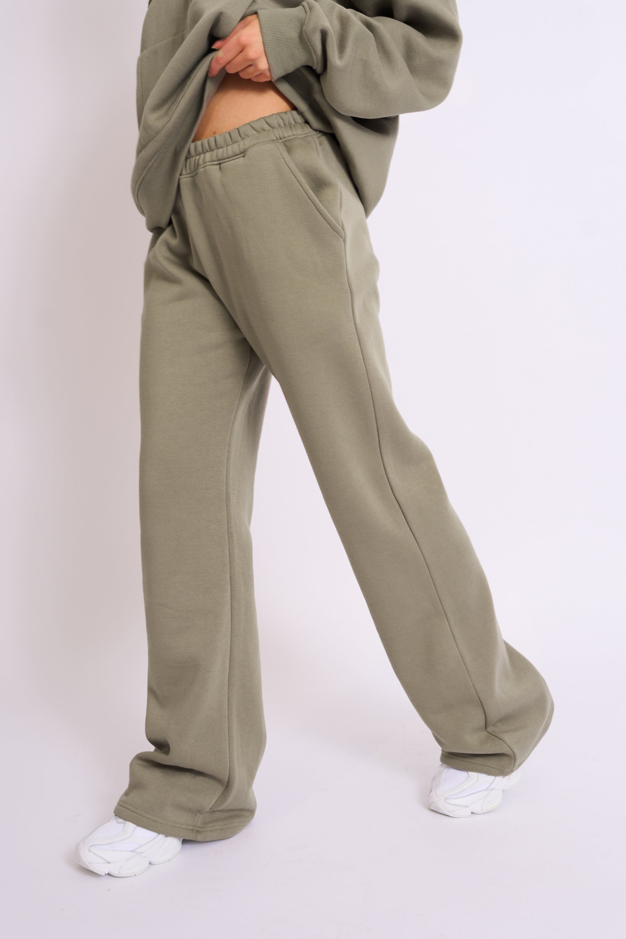 Kaiia Wide Leg Sweat Pants Khaki