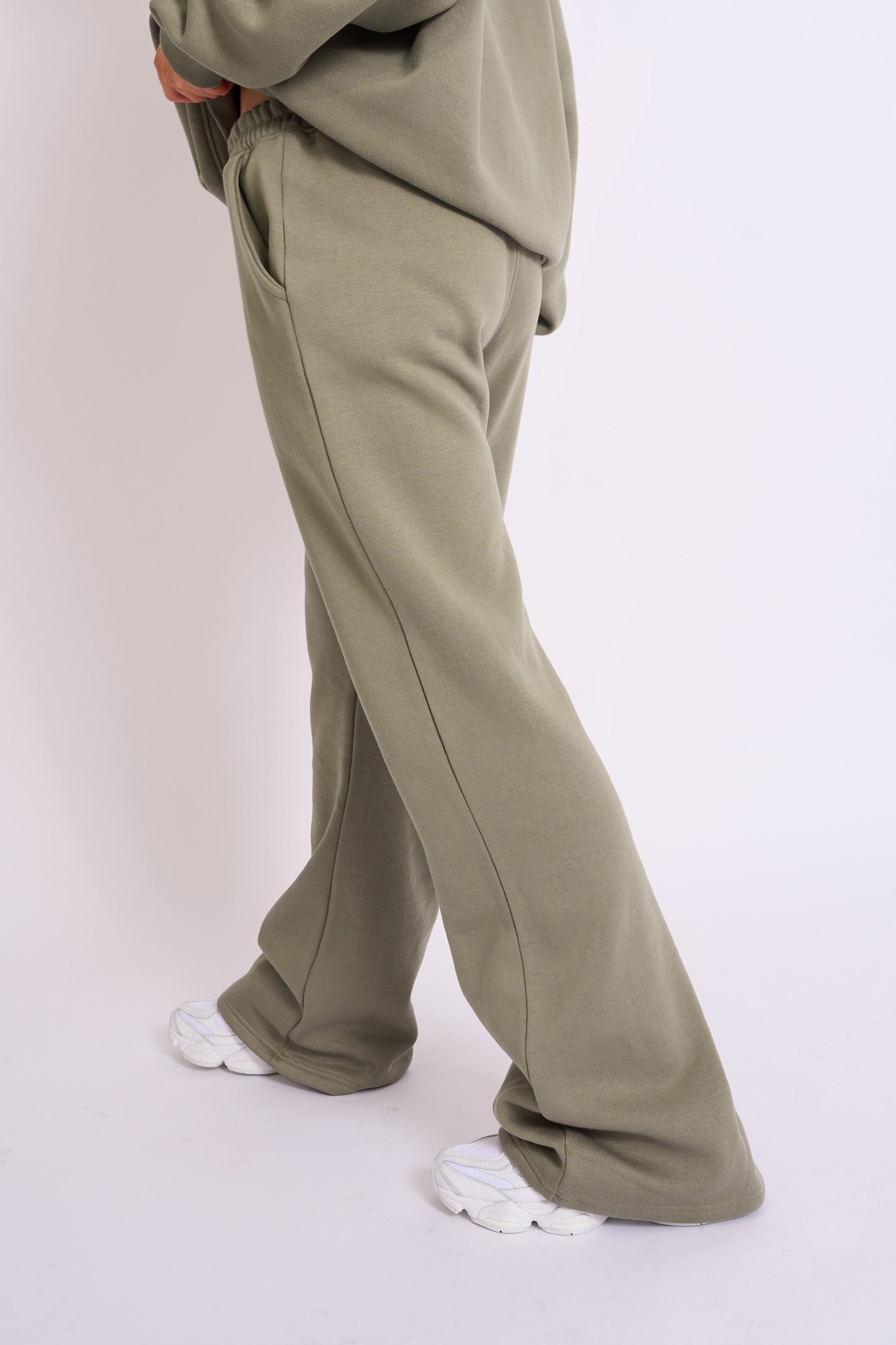 Kaiia Wide Leg Sweat Pants Khaki