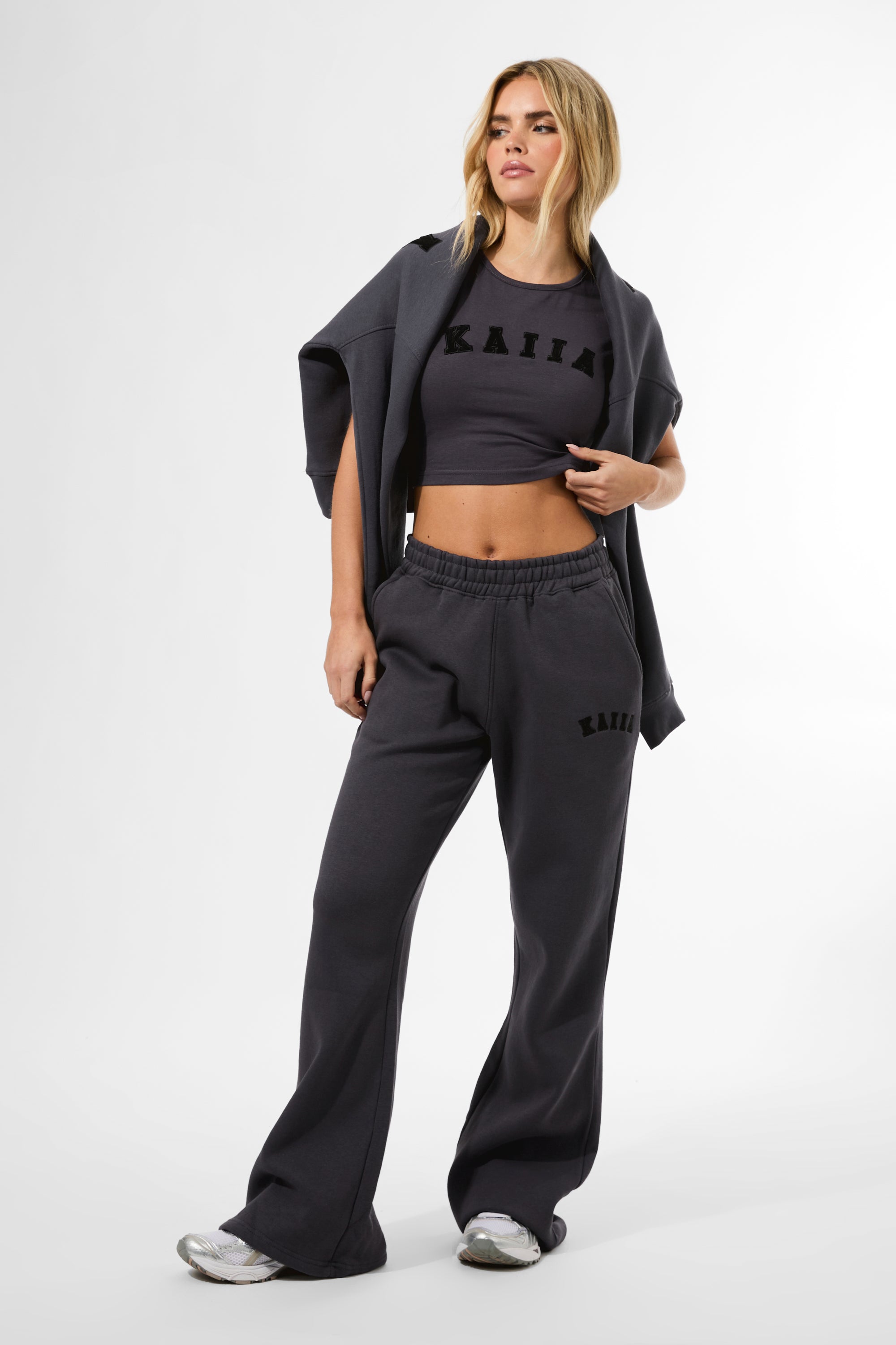 Kaiia Logo Wide Leg Sweat Pants in Dark Grey