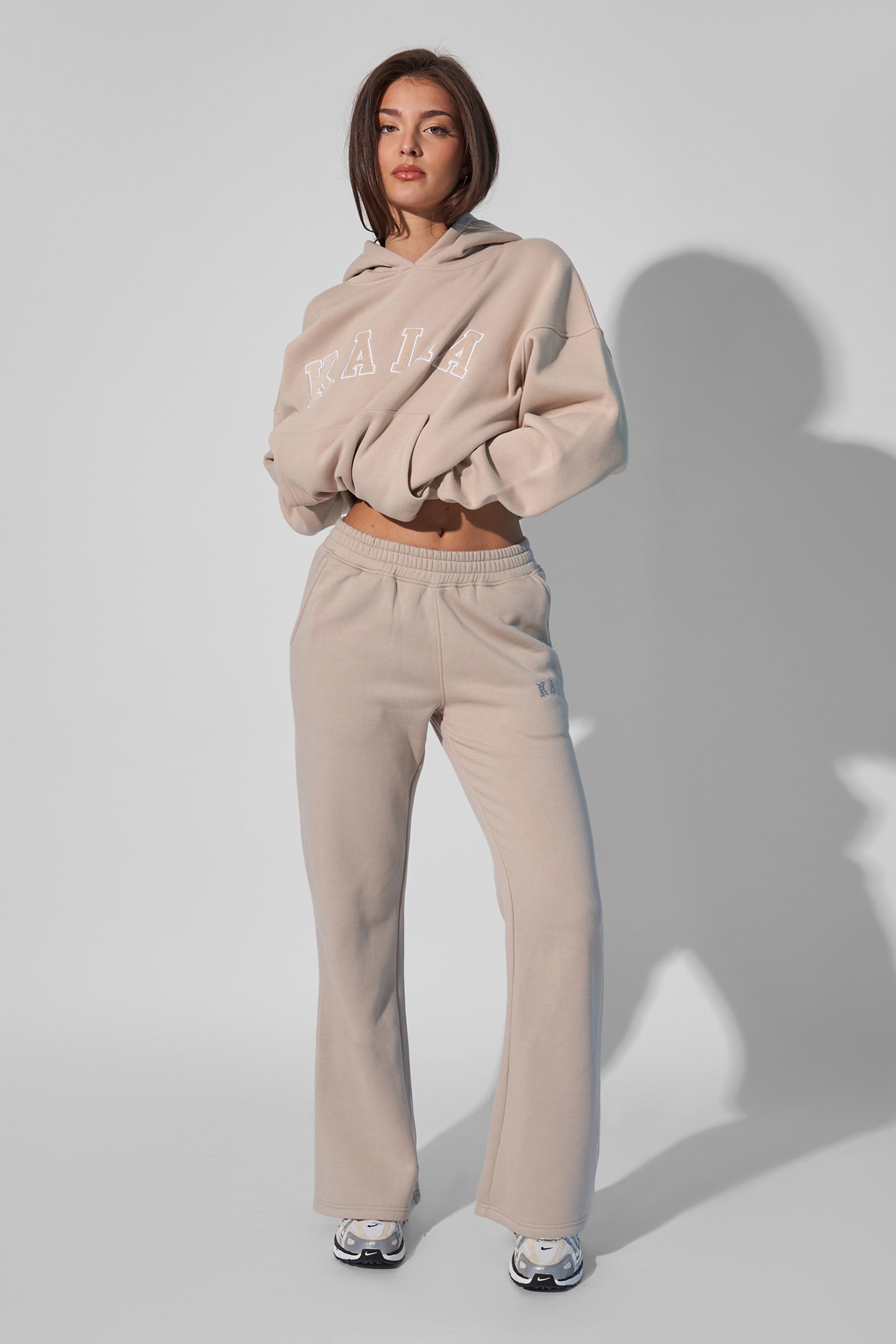 Kaiia Logo Wide Leg Sweat Pants in Stone