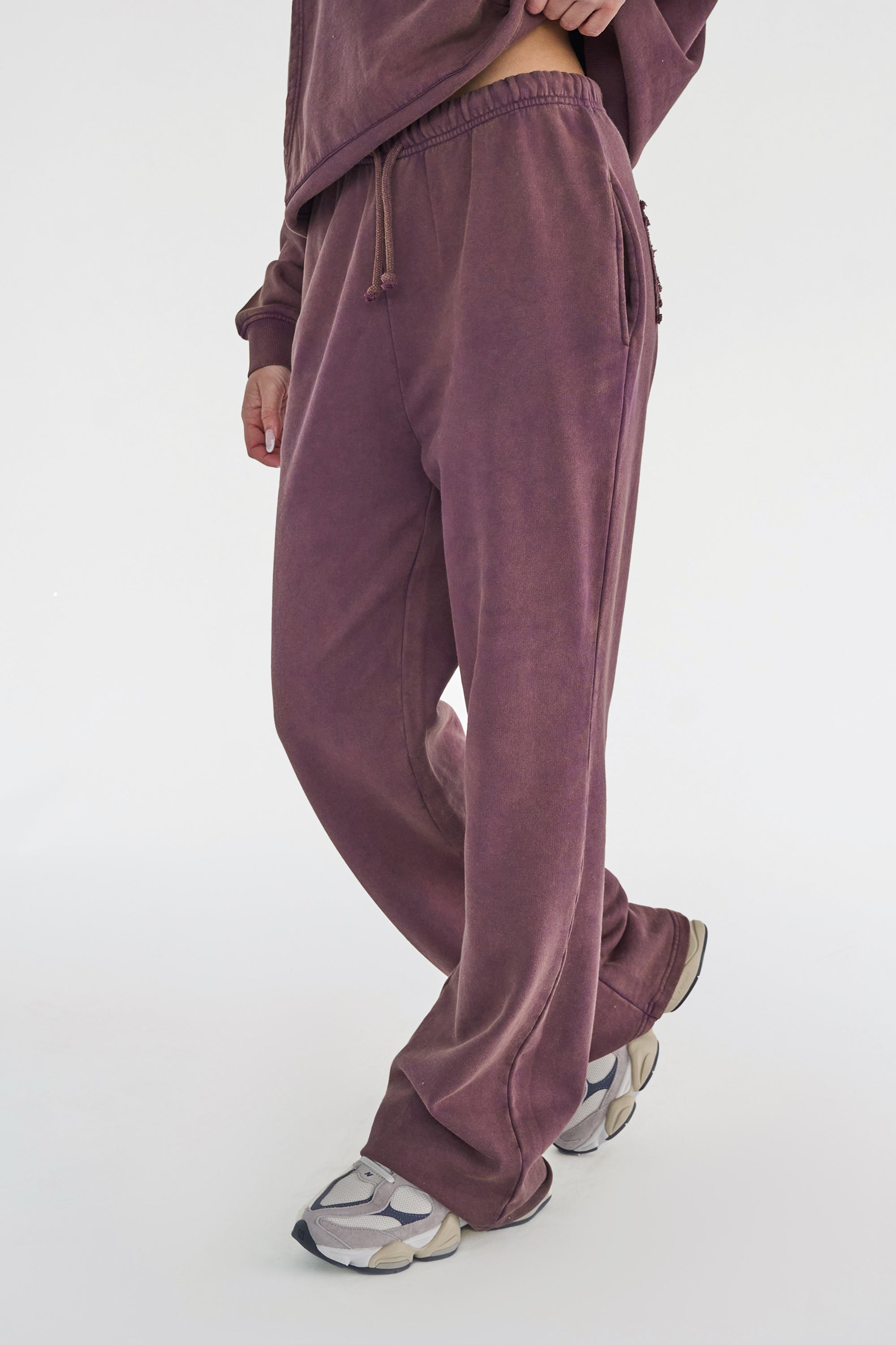 Kaiia Studio Distressed Applique Wide Leg Sweat Pants Plum