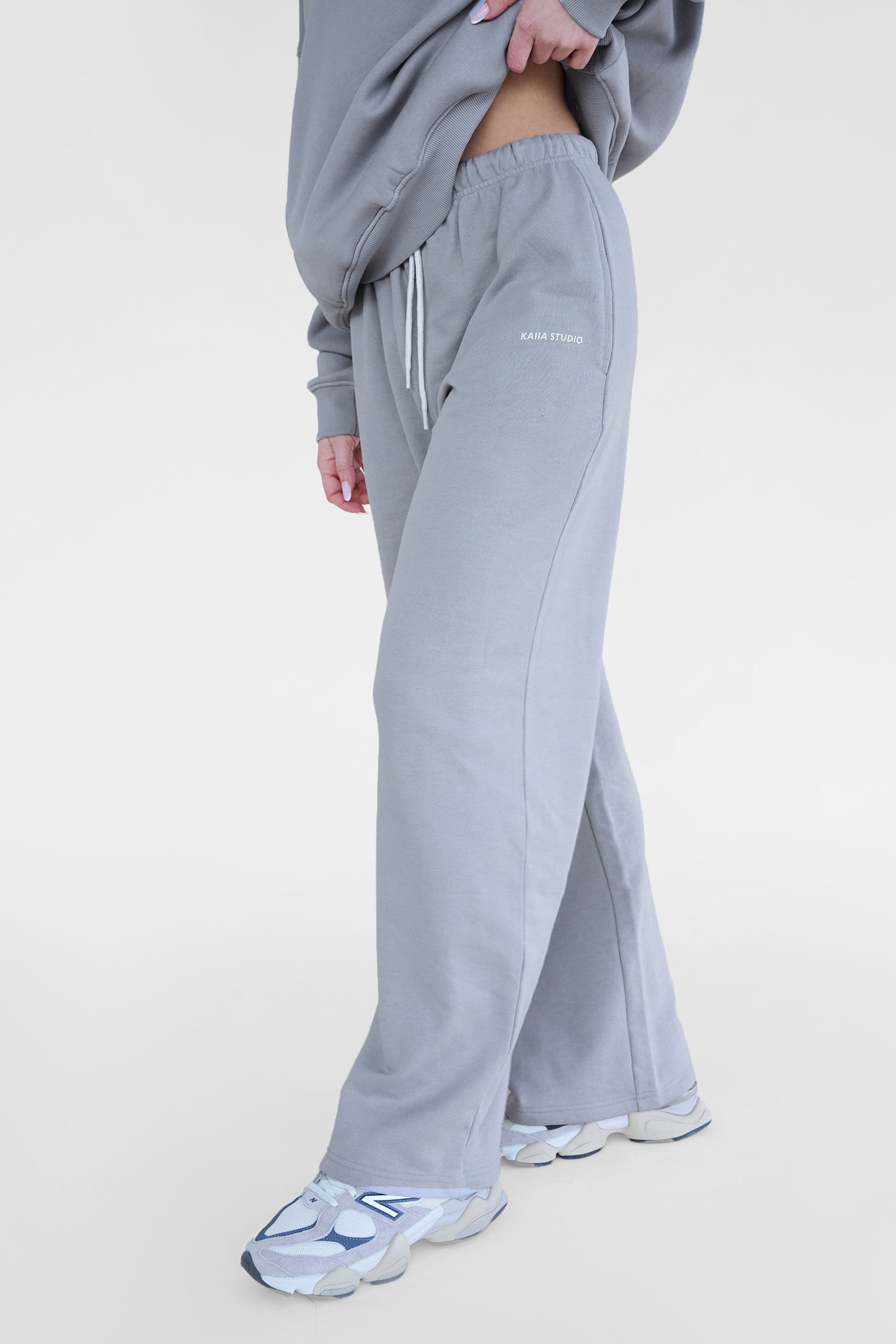 Kaiia Studio Baggy Wide Leg Sweat Pants Grey