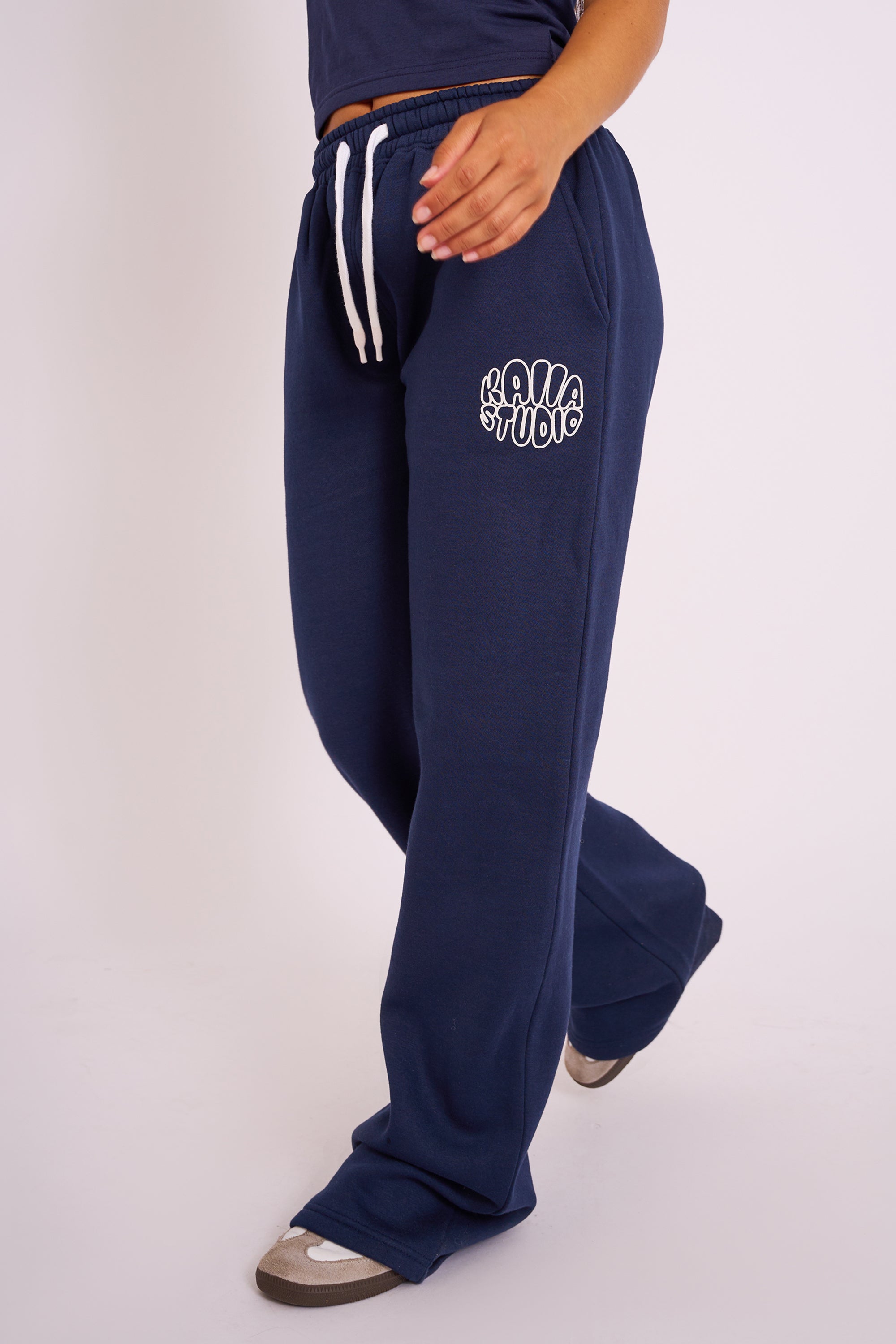 Joggers with logo online