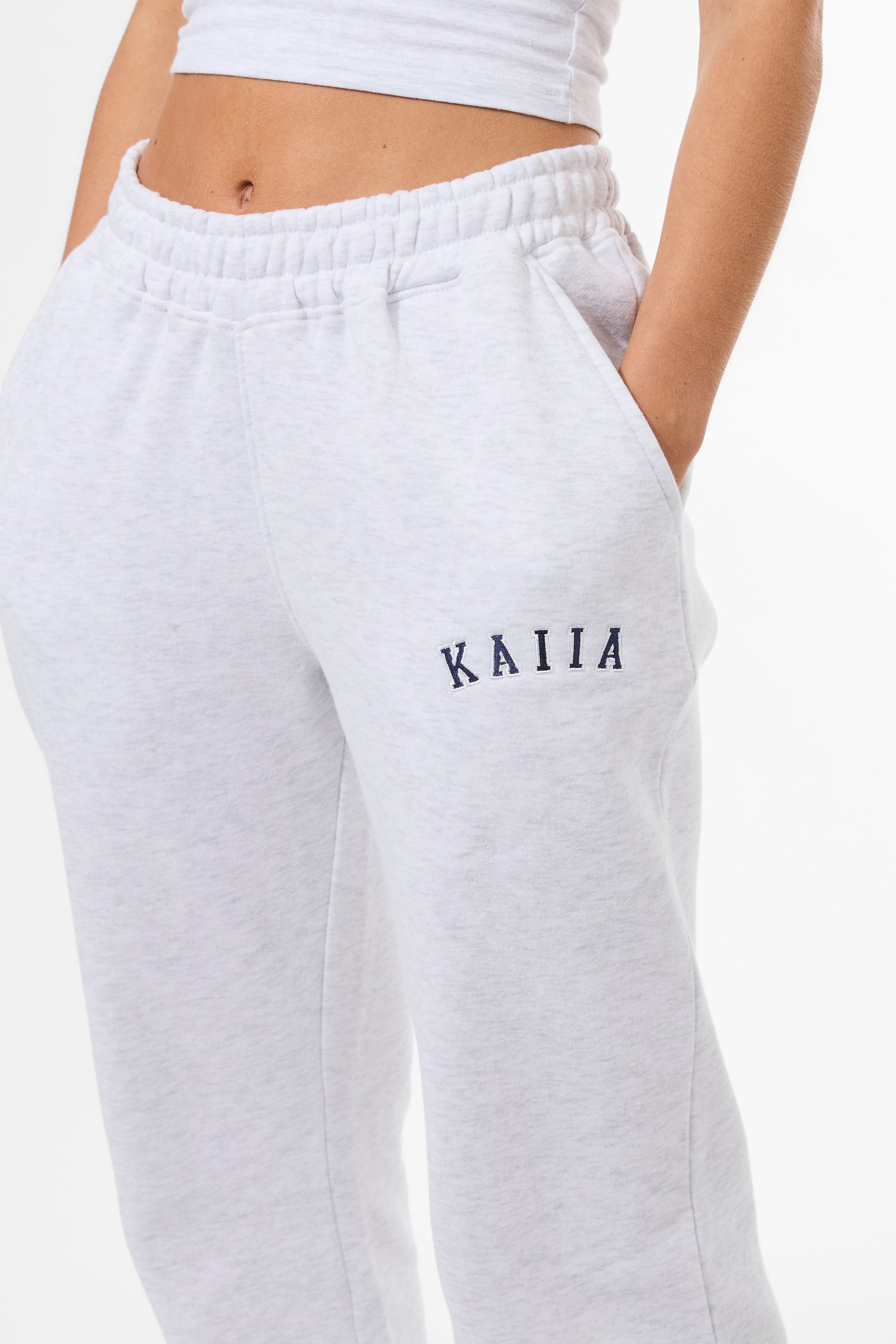 Kaiia Wide Leg Sweat Pants In Grey Marl