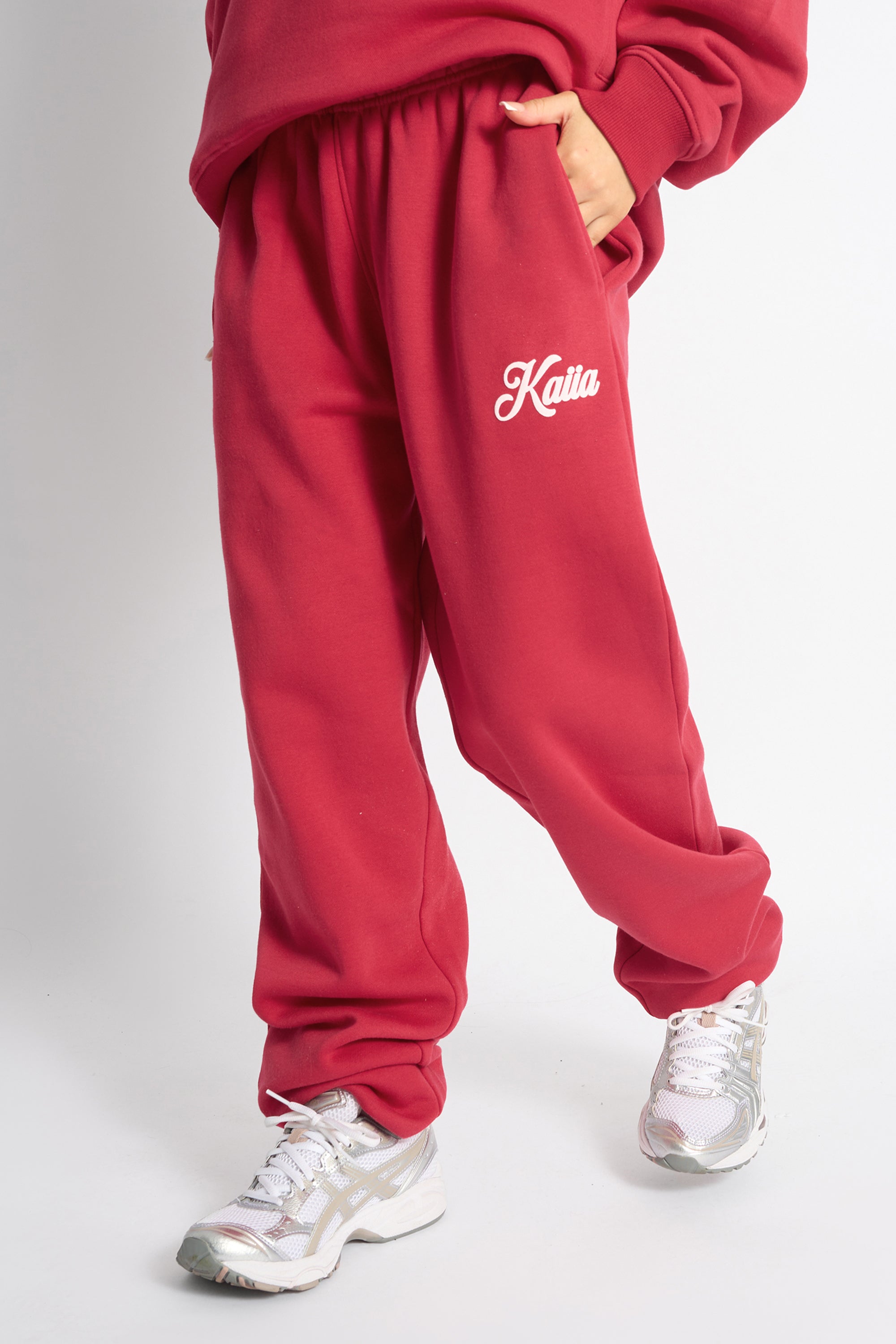 Kaiia Snowflake Logo Cuffed Joggers Red