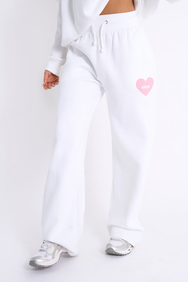 Kaiia Love Heart Graphic Ribbed Waistband Joggers White