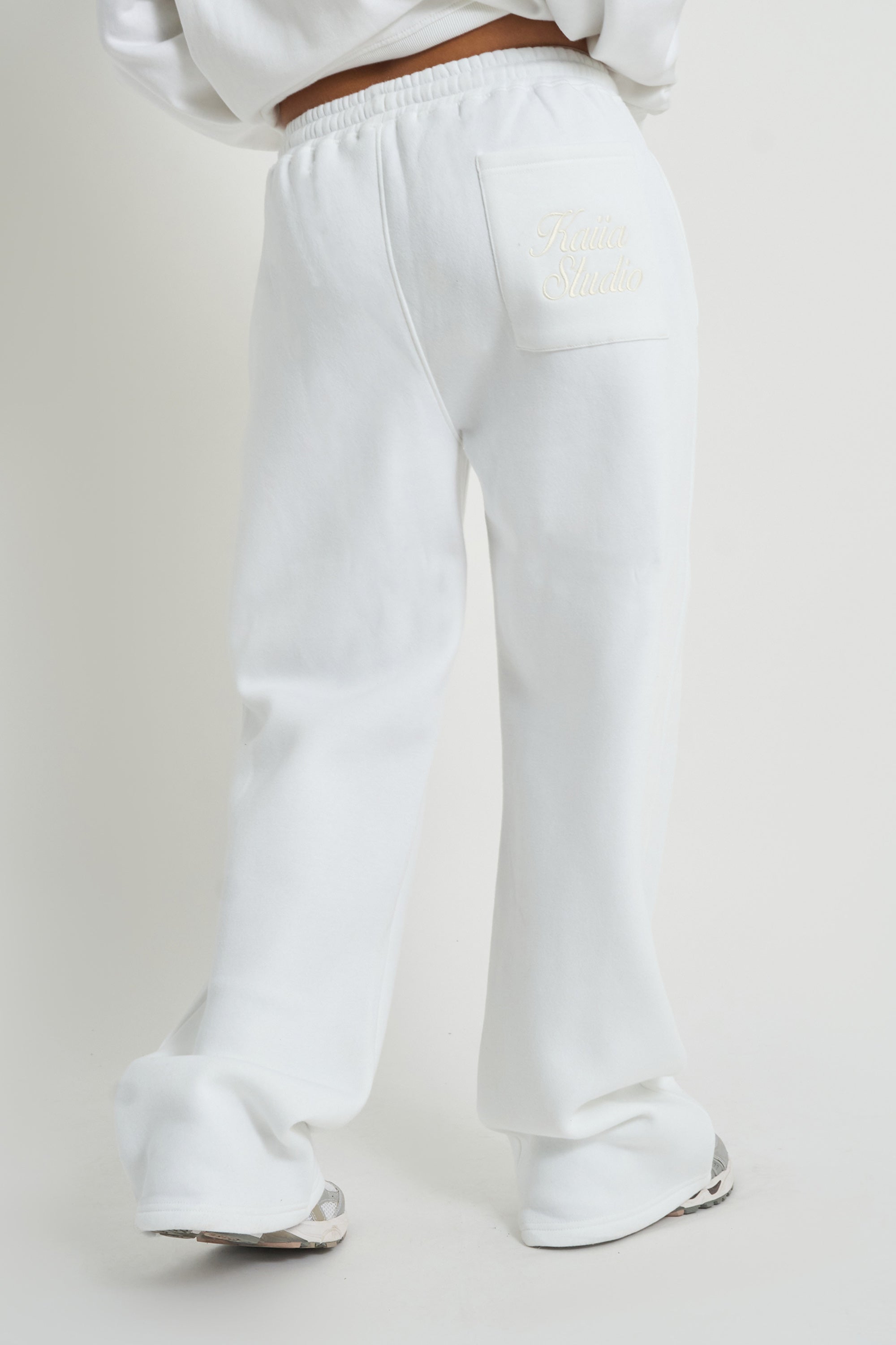 Kaiia Script Logo Wide Leg Joggers White