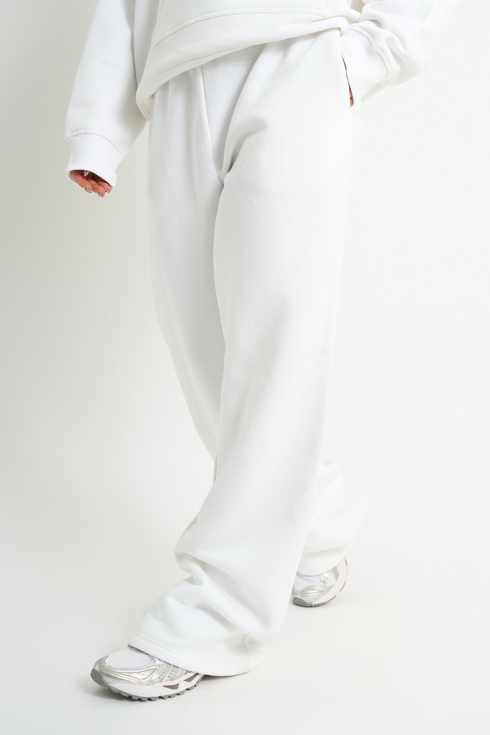 Kaiia Embossed Wide Leg Joggers White