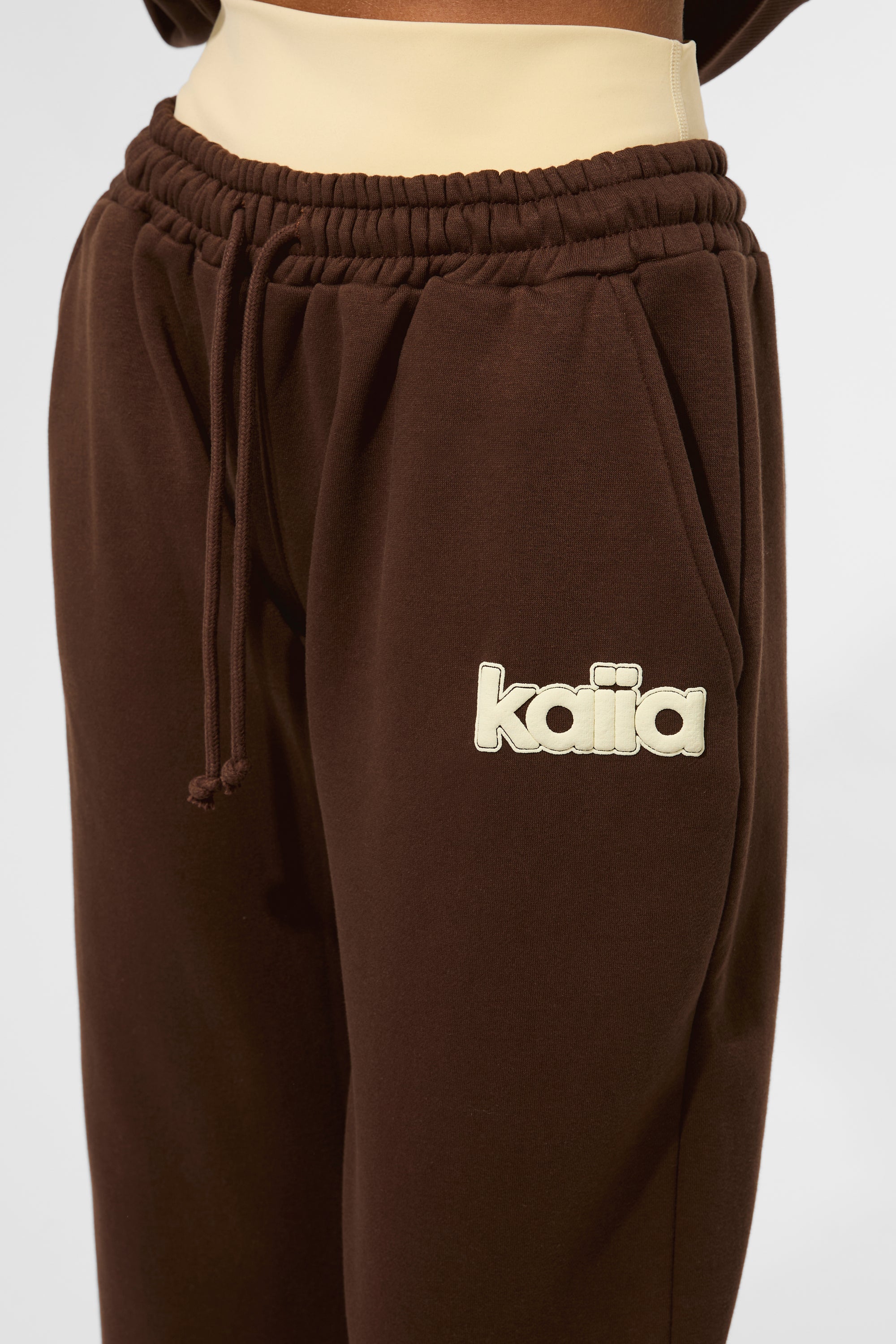 Kaiia Puff Print Wide Leg Joggers Brown