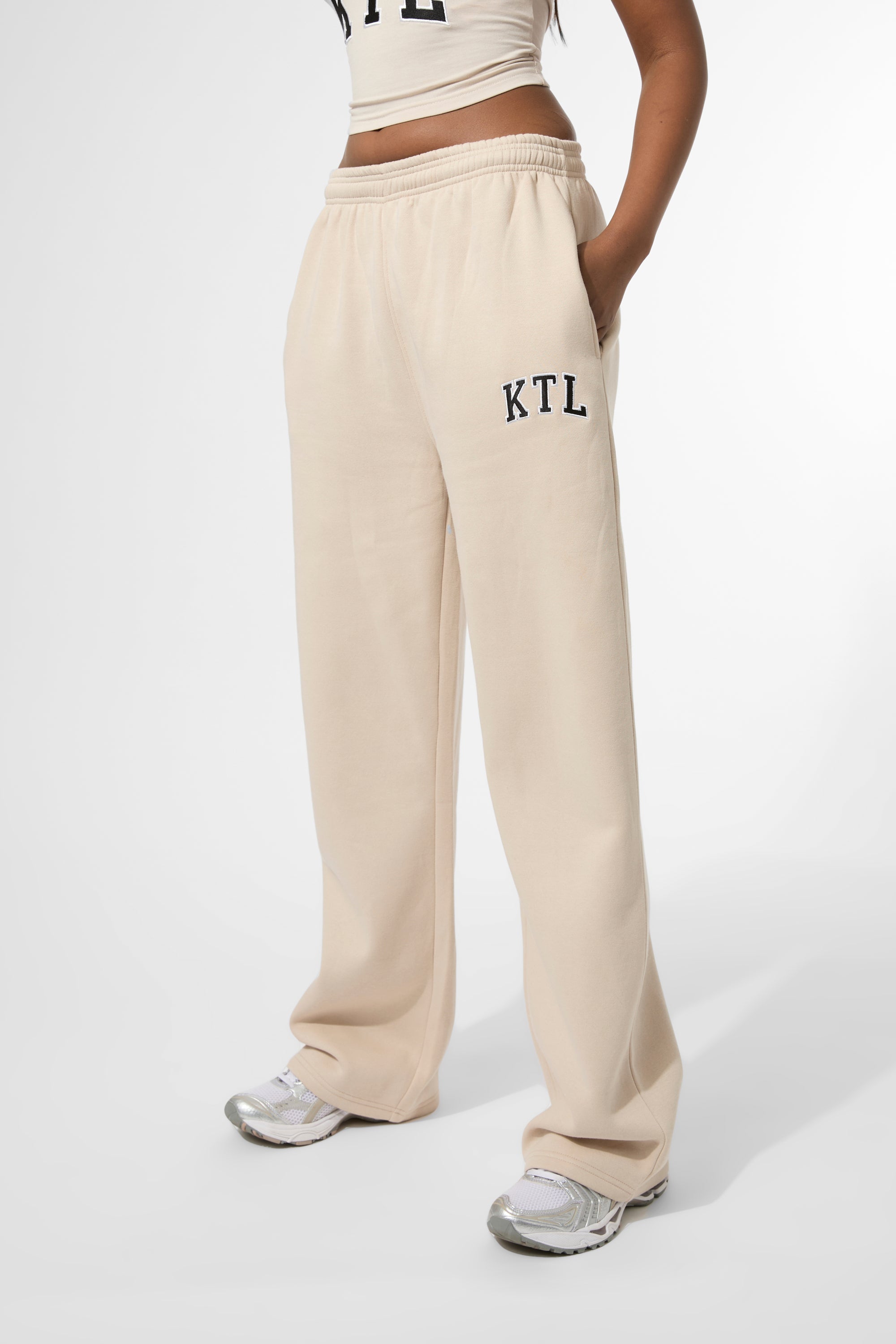 Kaiia KTL Logo Wide Leg Joggers Truffle