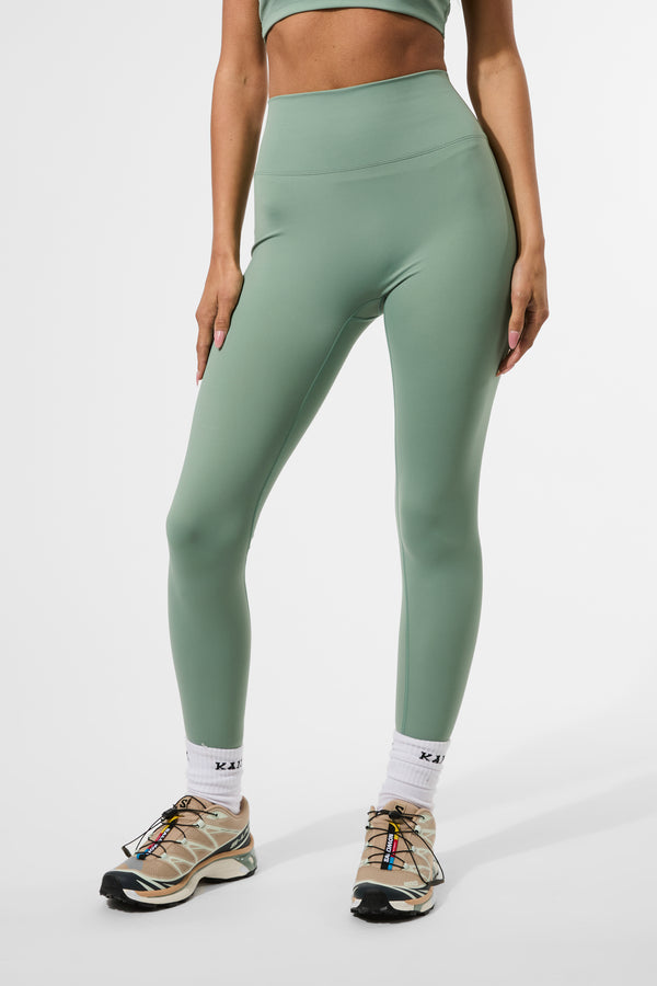 Kaiia Sculpt Leggings Green Tea