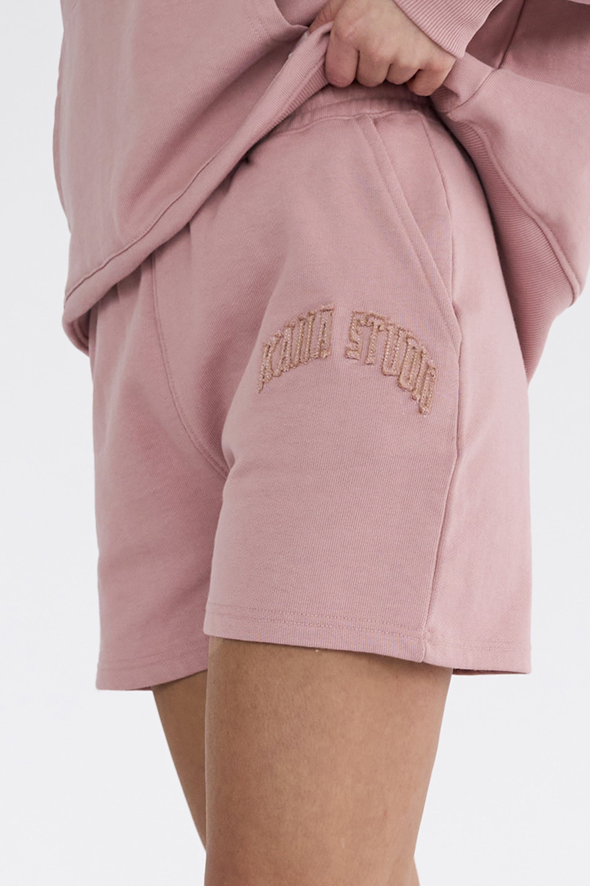 Kaiia Studio Distressed Applique Sweat Short Blush