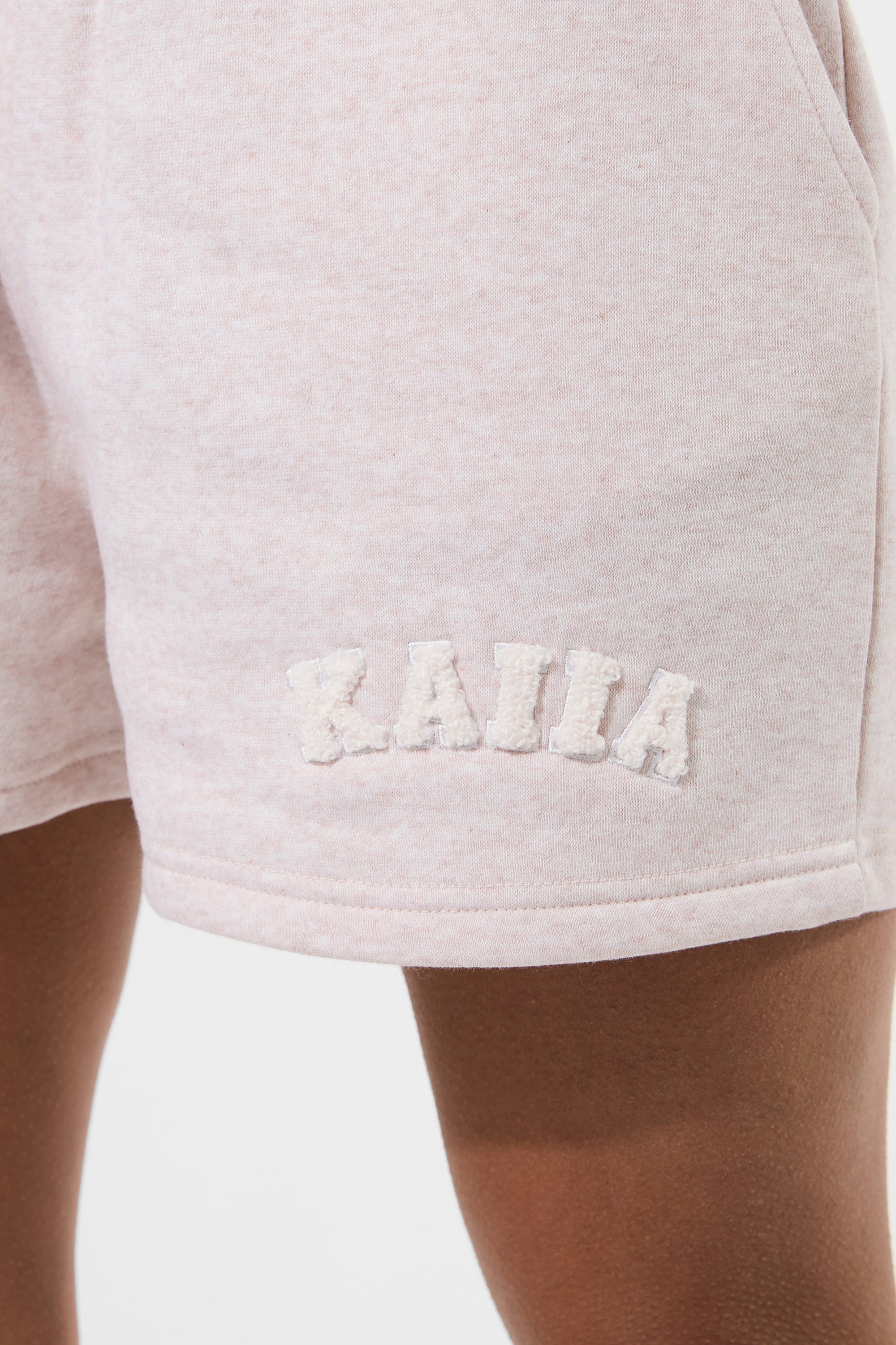 Kaiia Logo Sweat Shorts Oat