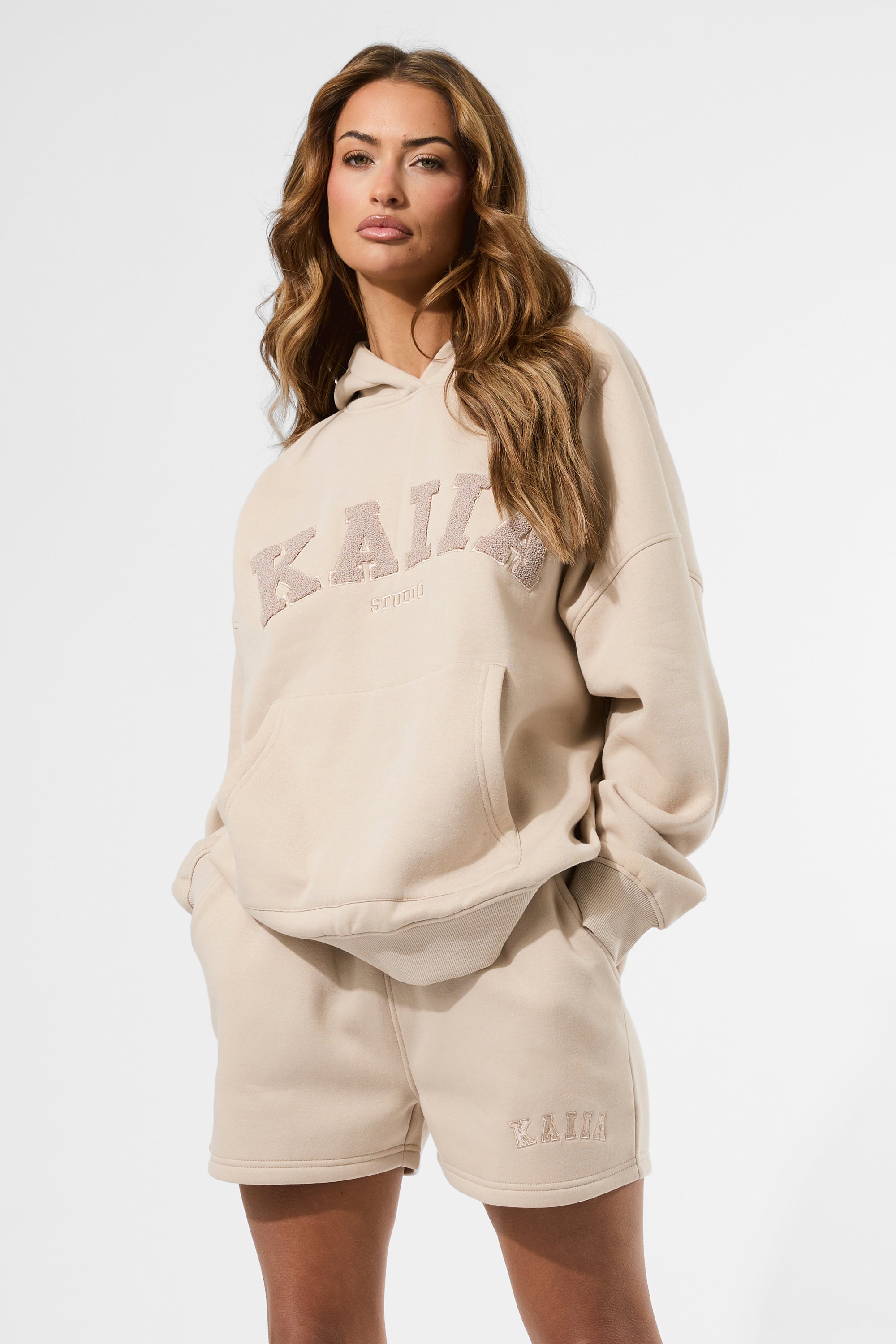 Kaiia Logo Sweat Shorts Truffle