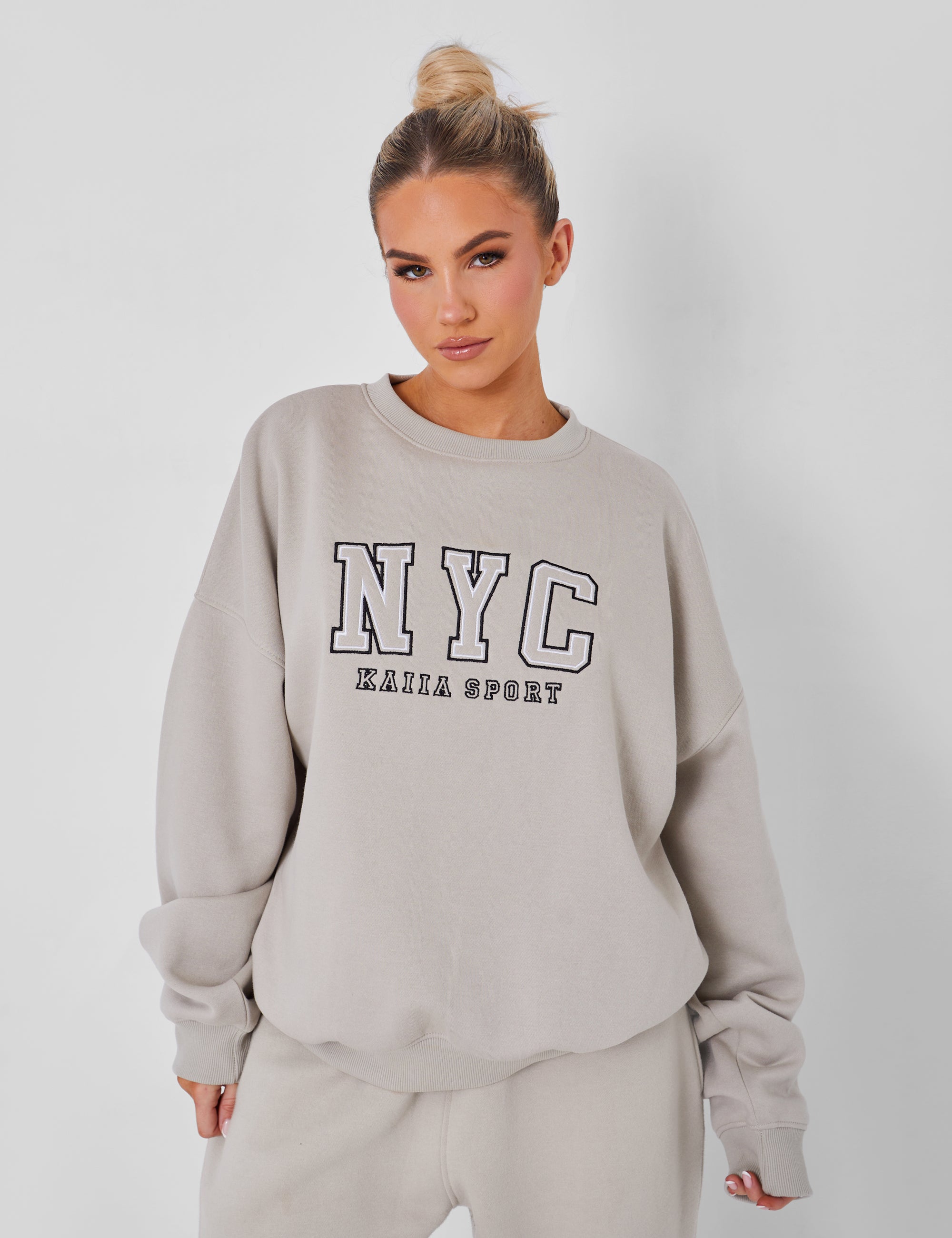 Kaiia Nyc Oversized Sweatshirt Stone