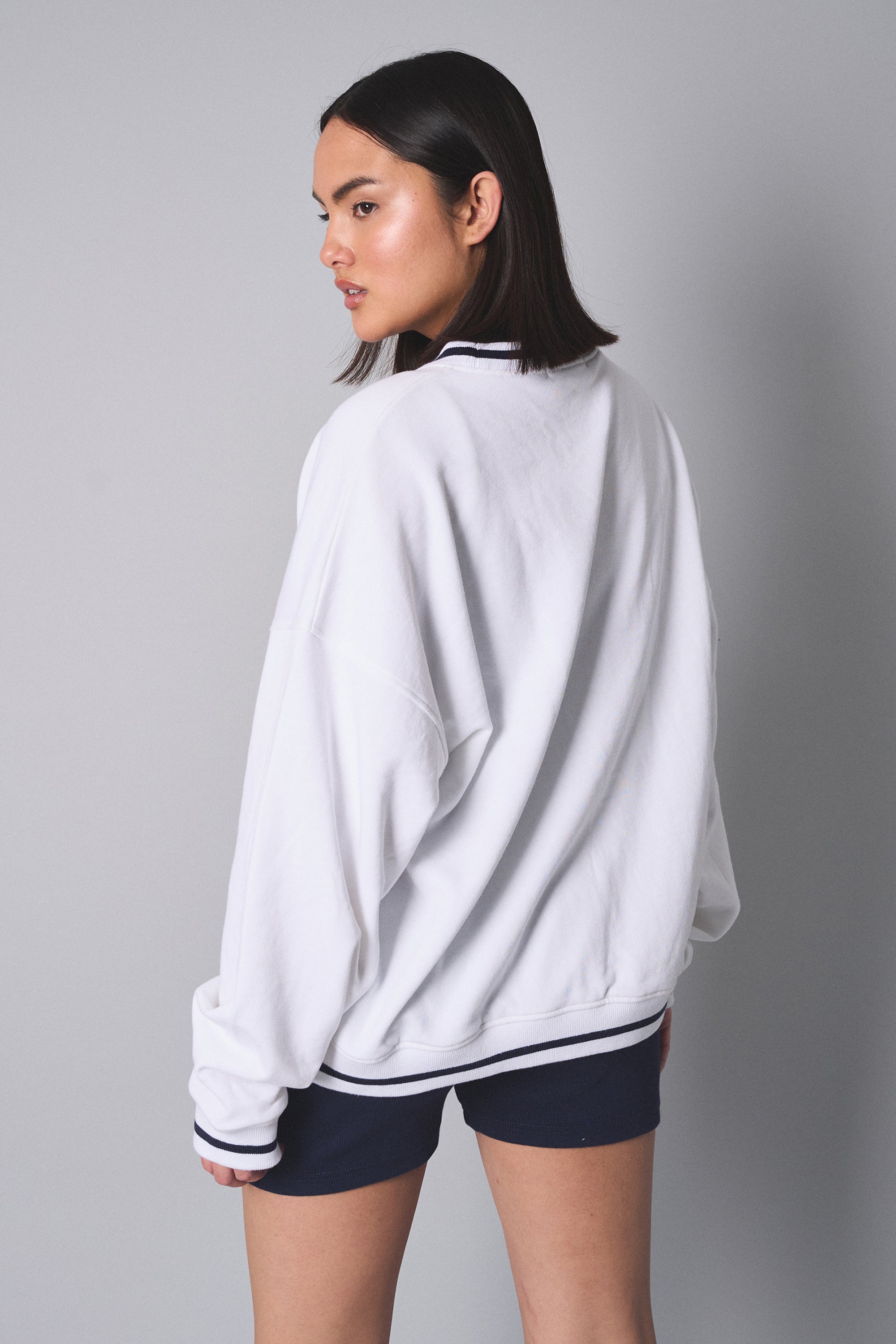 Kaiia Contrast Binding Hamptons Oversized Sweatshirt White