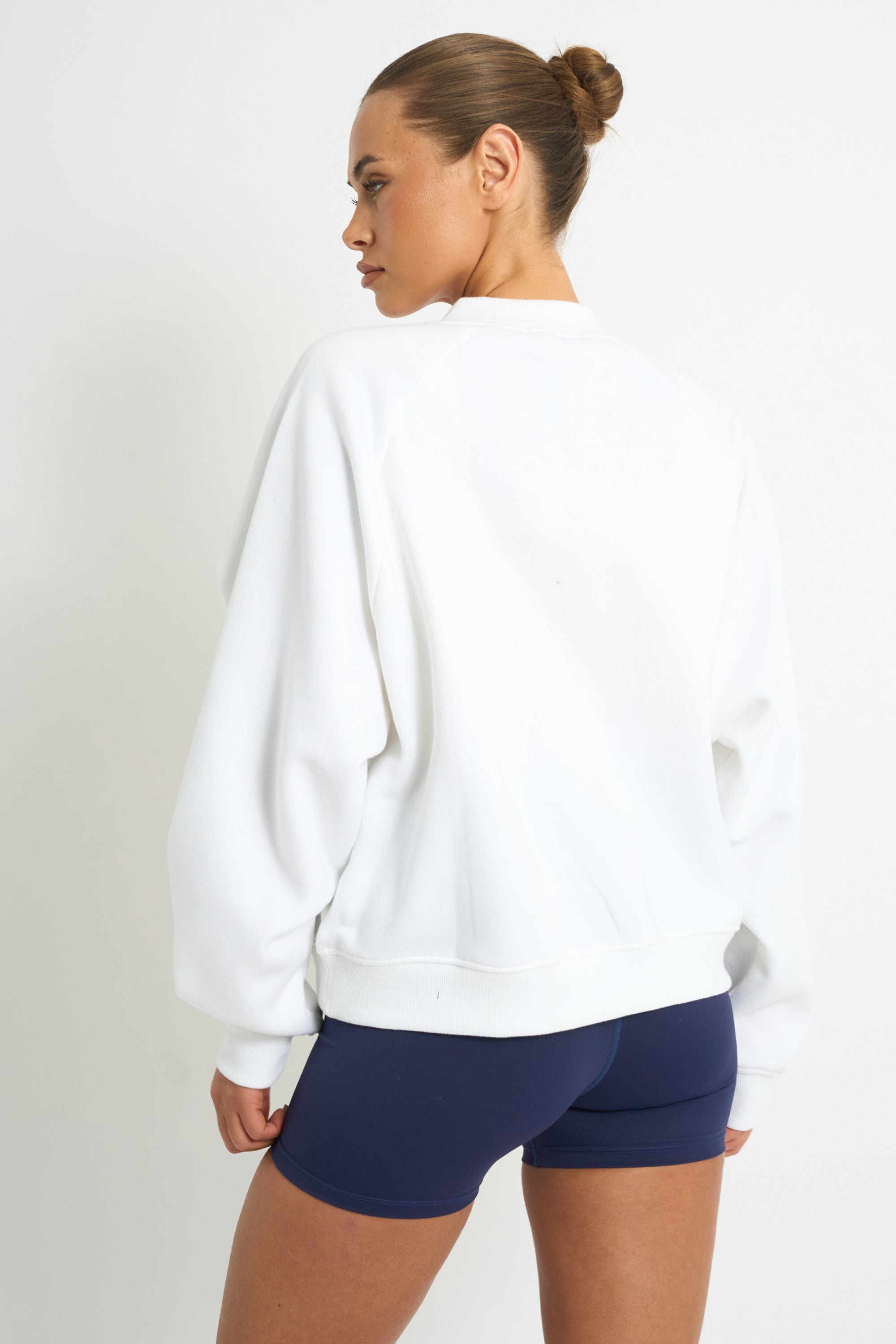 Kaiia Sport V Neck Oversized Sweatshirt White & Navy