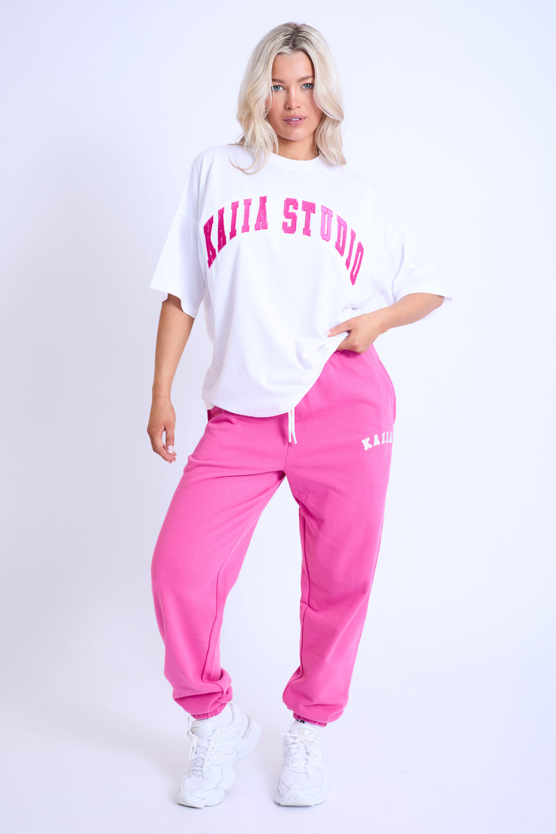 Kaiia Studio Oversized T-Shirt White & Hot Pink