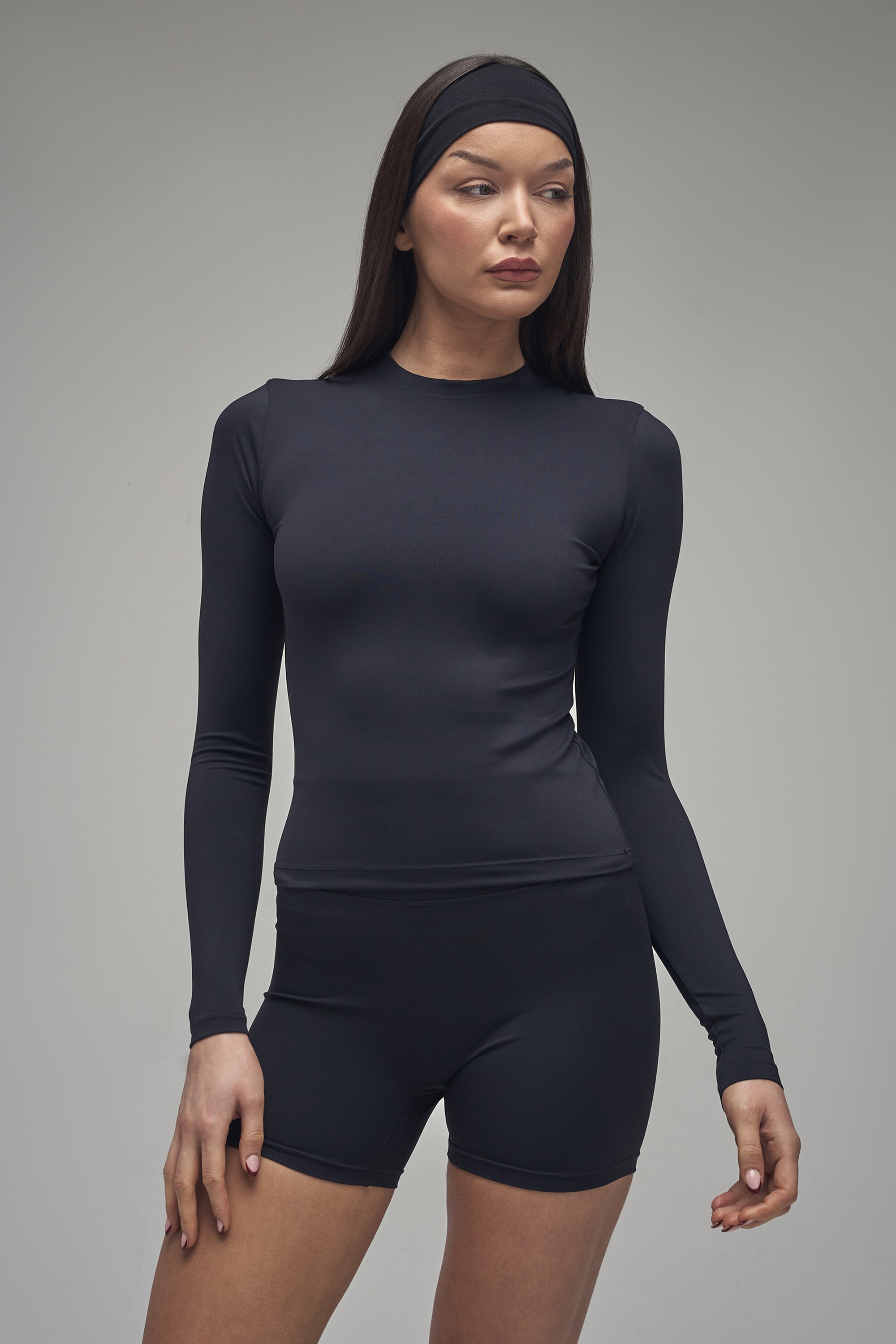 Kaiia Sculpt Long Sleeve Fitted T-shirt Black