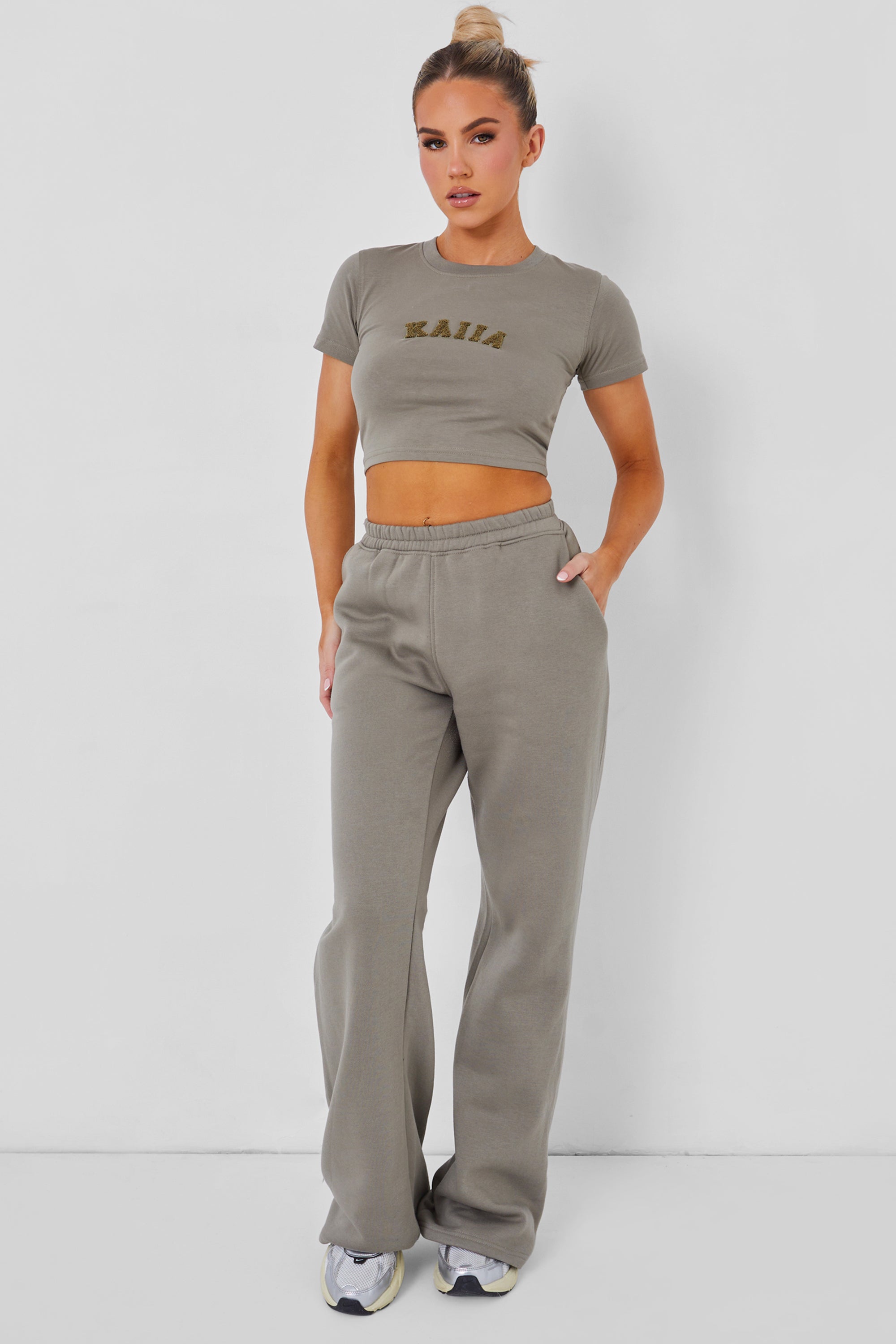 Kaiia Wide Leg Sweat Pants Khaki