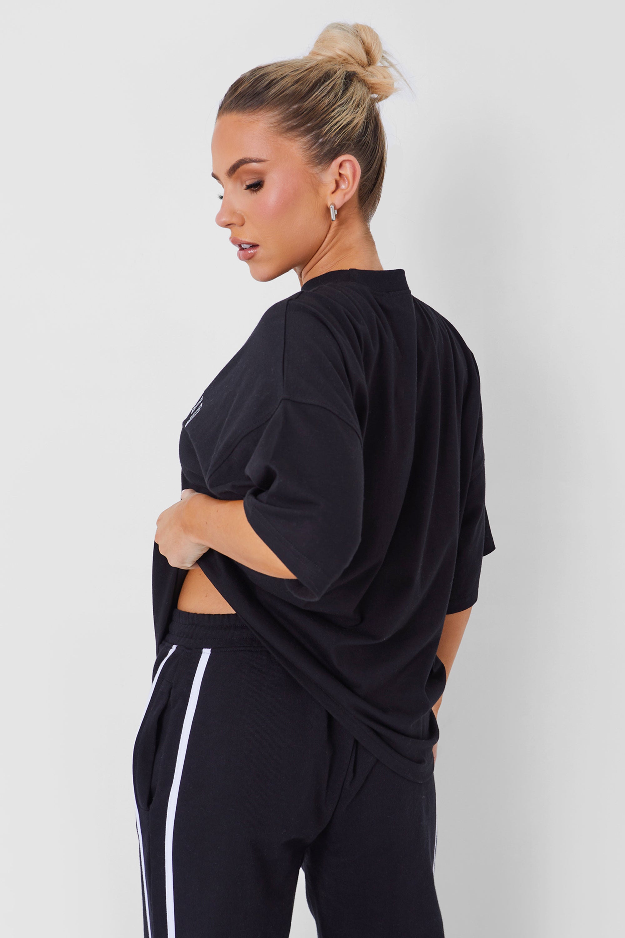 Kaiia Logo Oversized T-shirt in Black