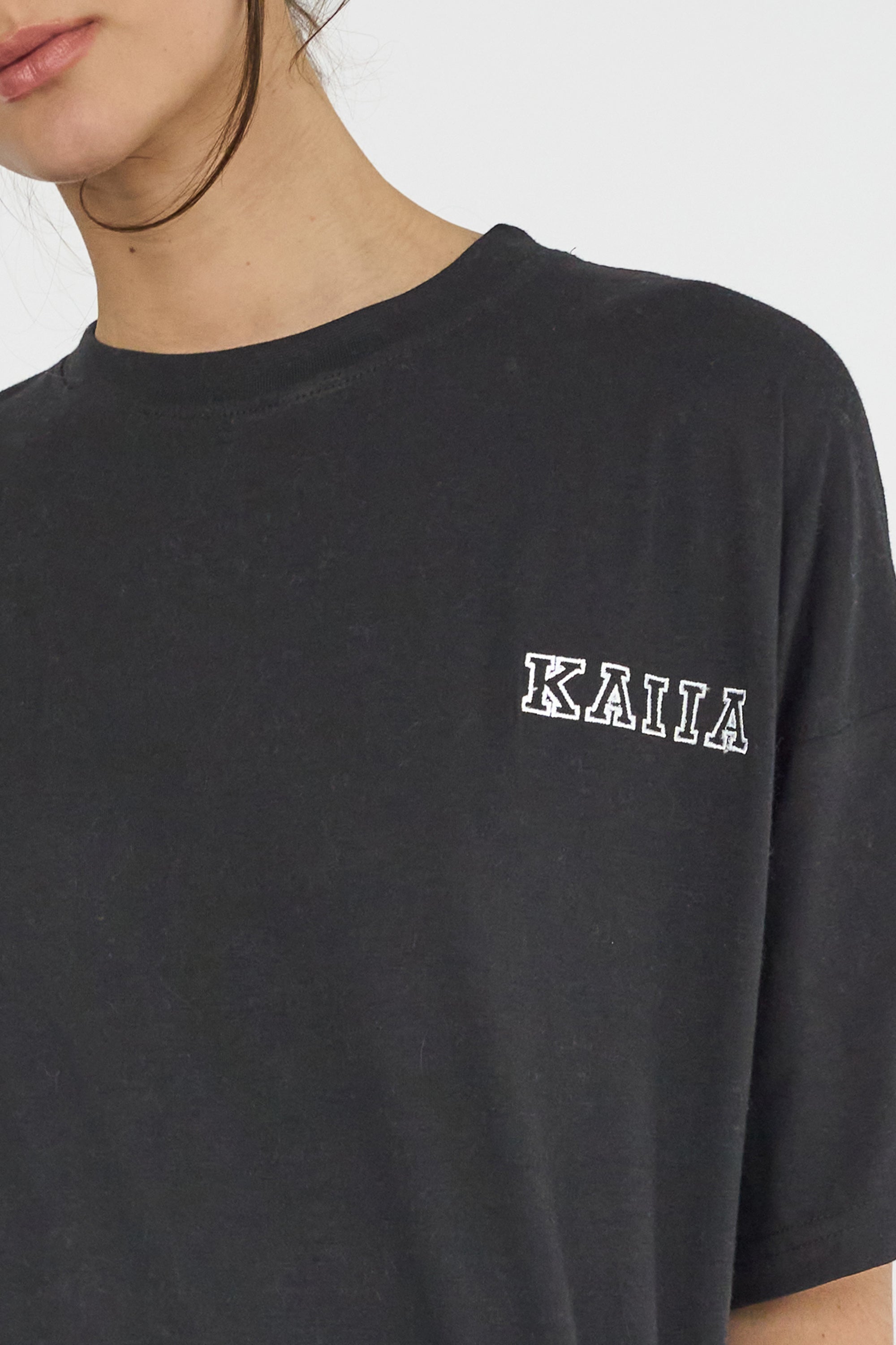 Kaiia Logo Oversized T-shirt in Black