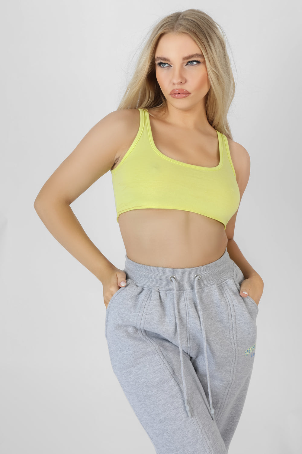 RAW HEM SCOOP NECK CROP TOP LIME