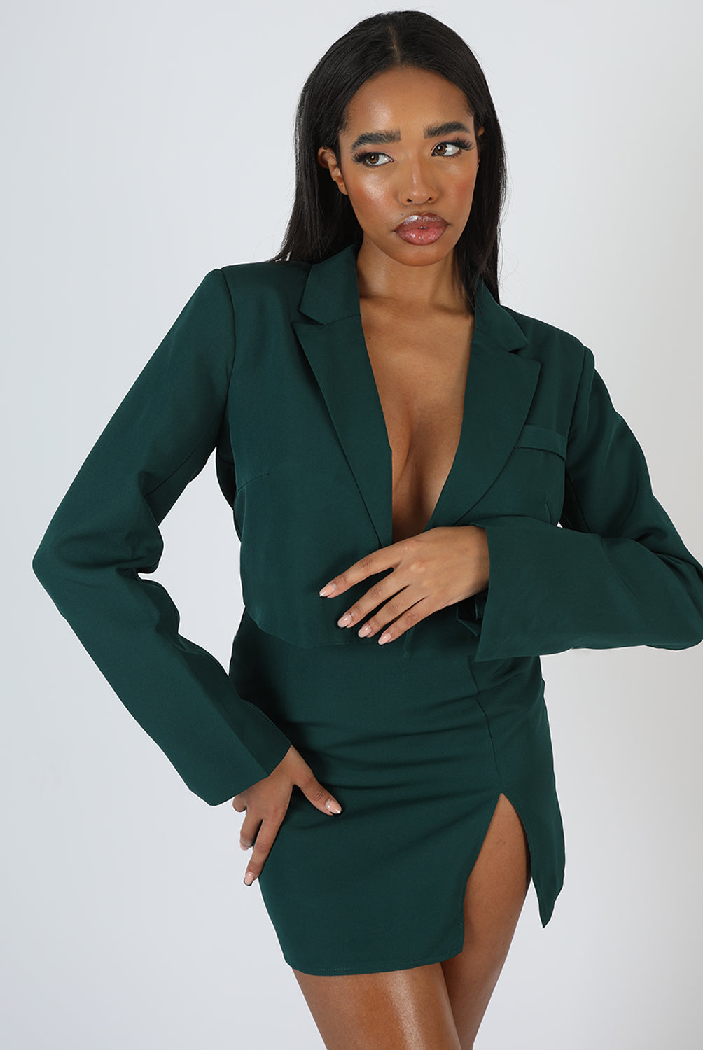 SPLIT FRONT MINI SKIRT FOREST GREEN