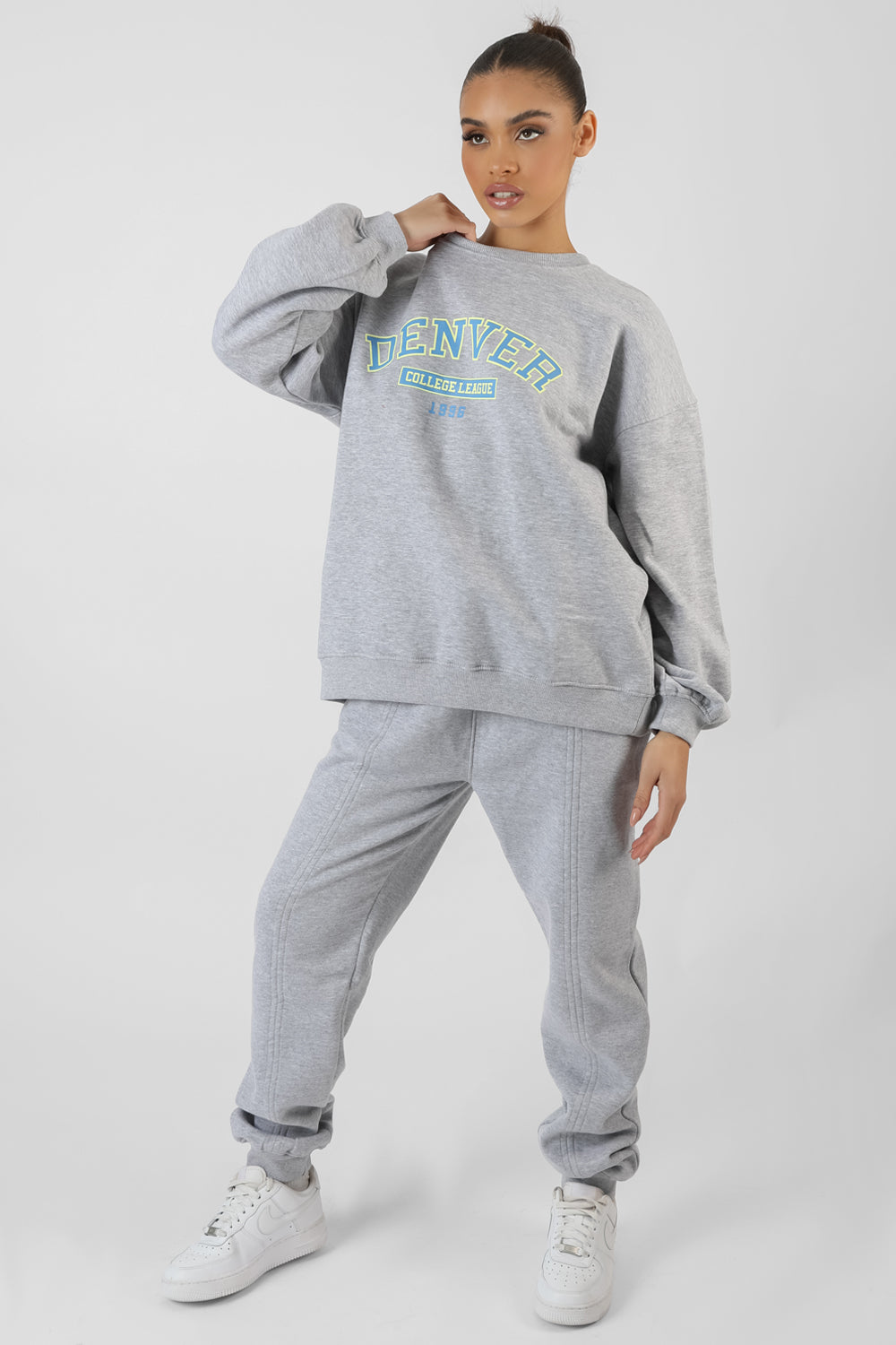 OVERSIZED DENVER PRINT SWEATSHIRT GREY