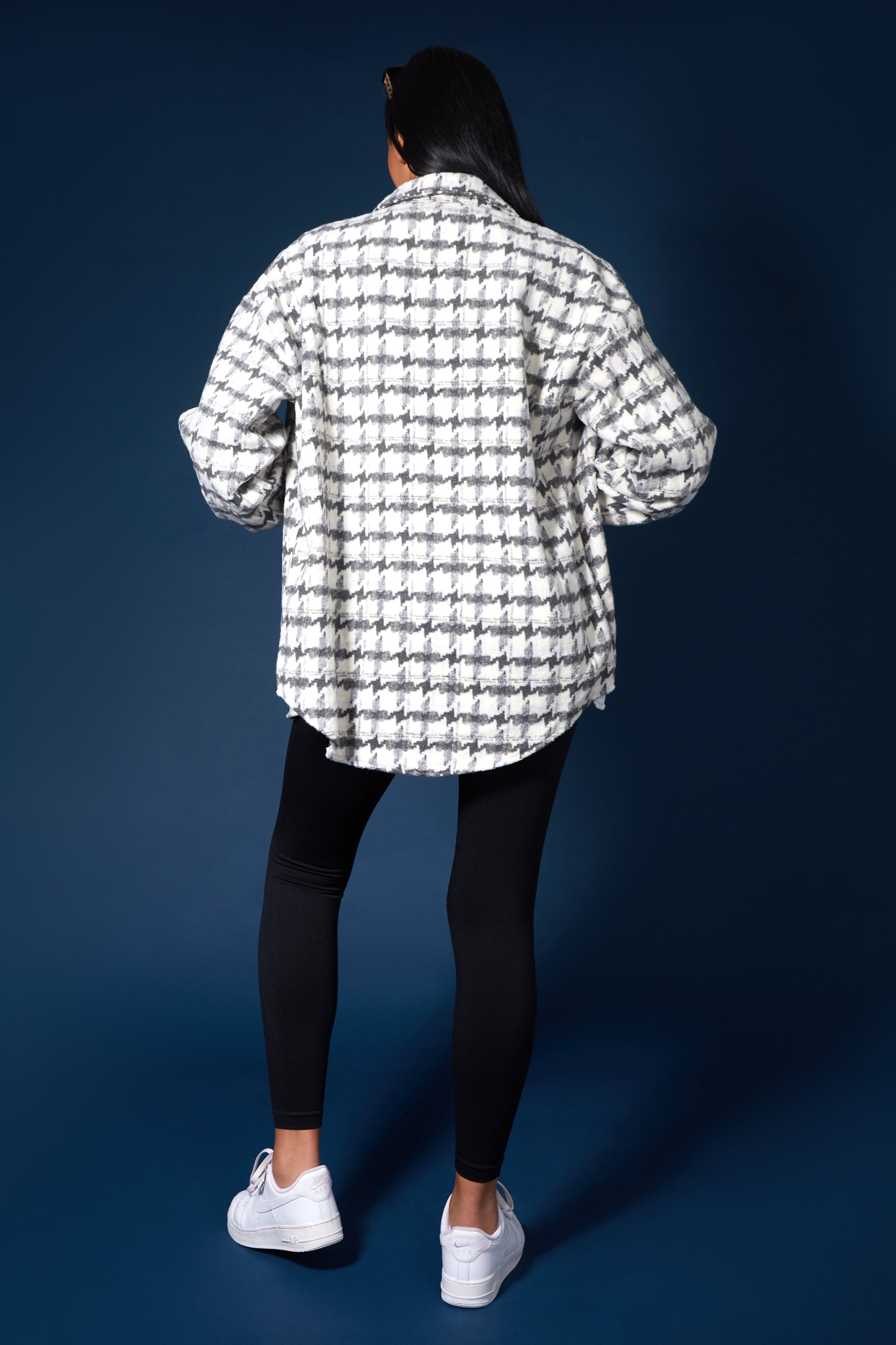 OVERSIZED HOUNDSTOOTH SHACKET GREY