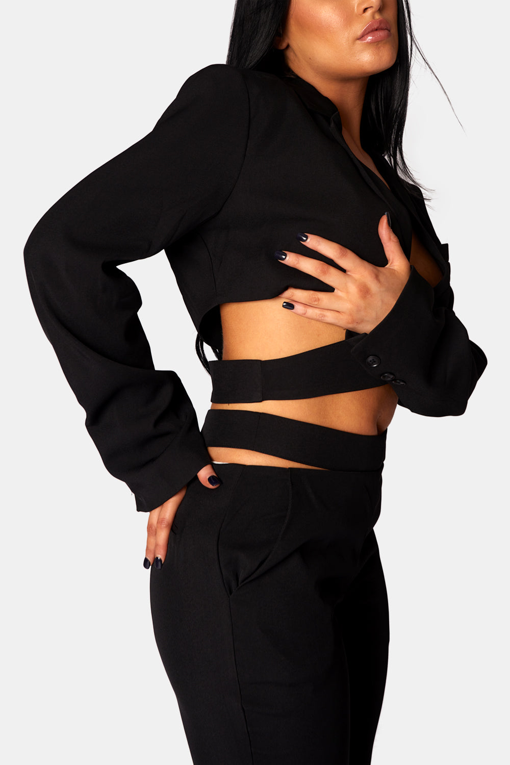 WRAP FRONT CROPPED BLAZER BLACK