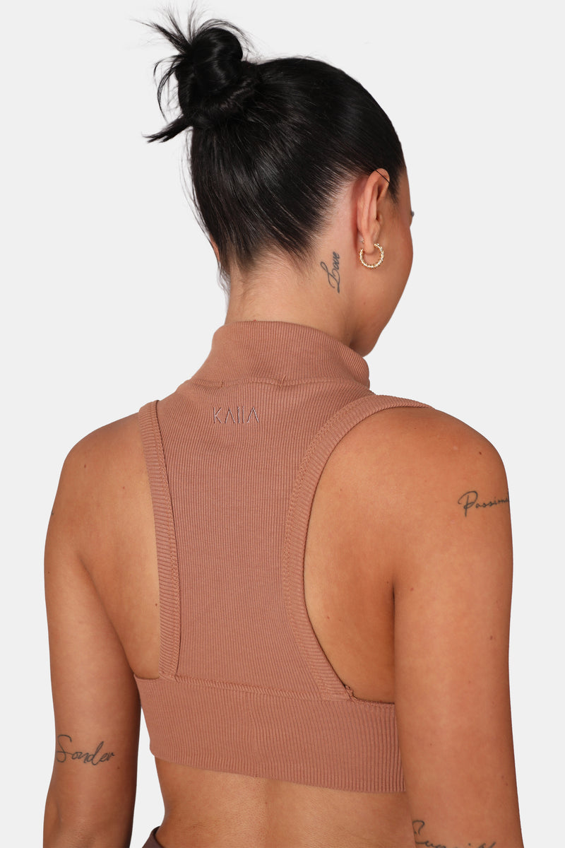 HIGH NECK RACER LOW SIDE RIB CROP TOP CINNAMON