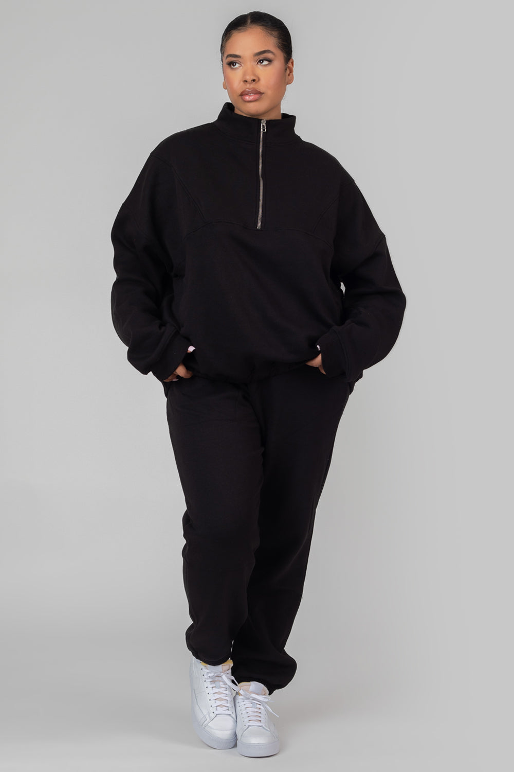 CURVE 90S OVERSIZED JOGGERS BLACK