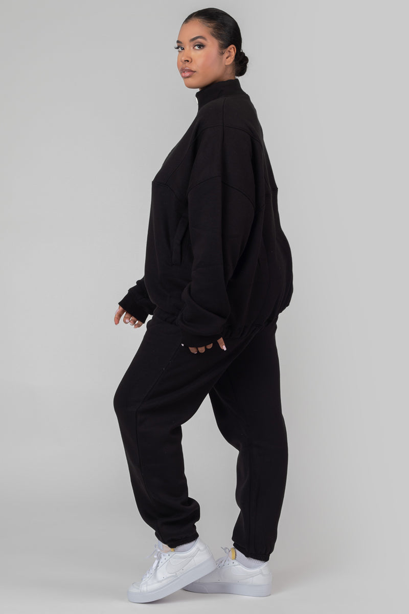 CURVE 90S OVERSIZED JOGGERS BLACK