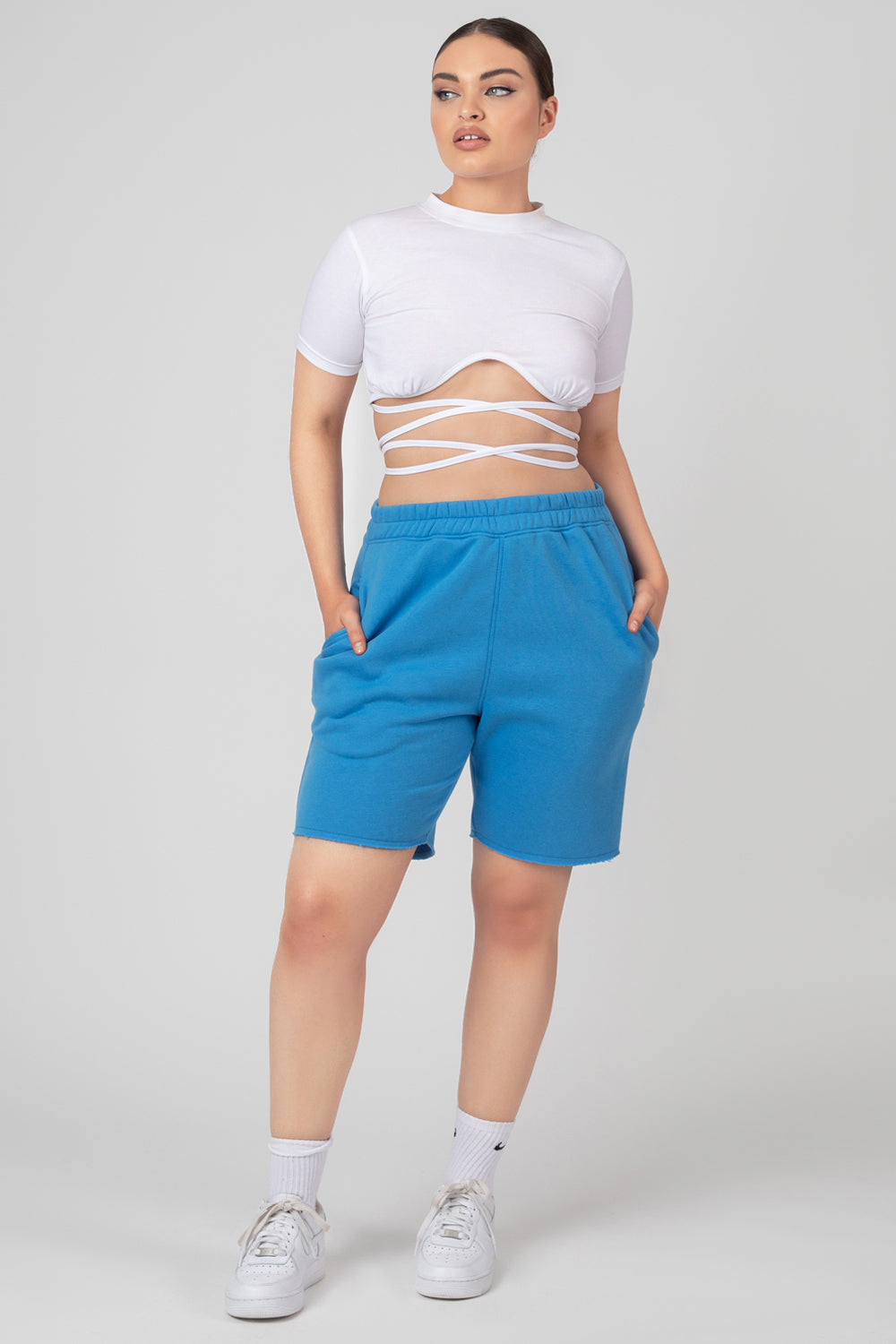 LONGLINE RAW HEM SHORTS BLUE