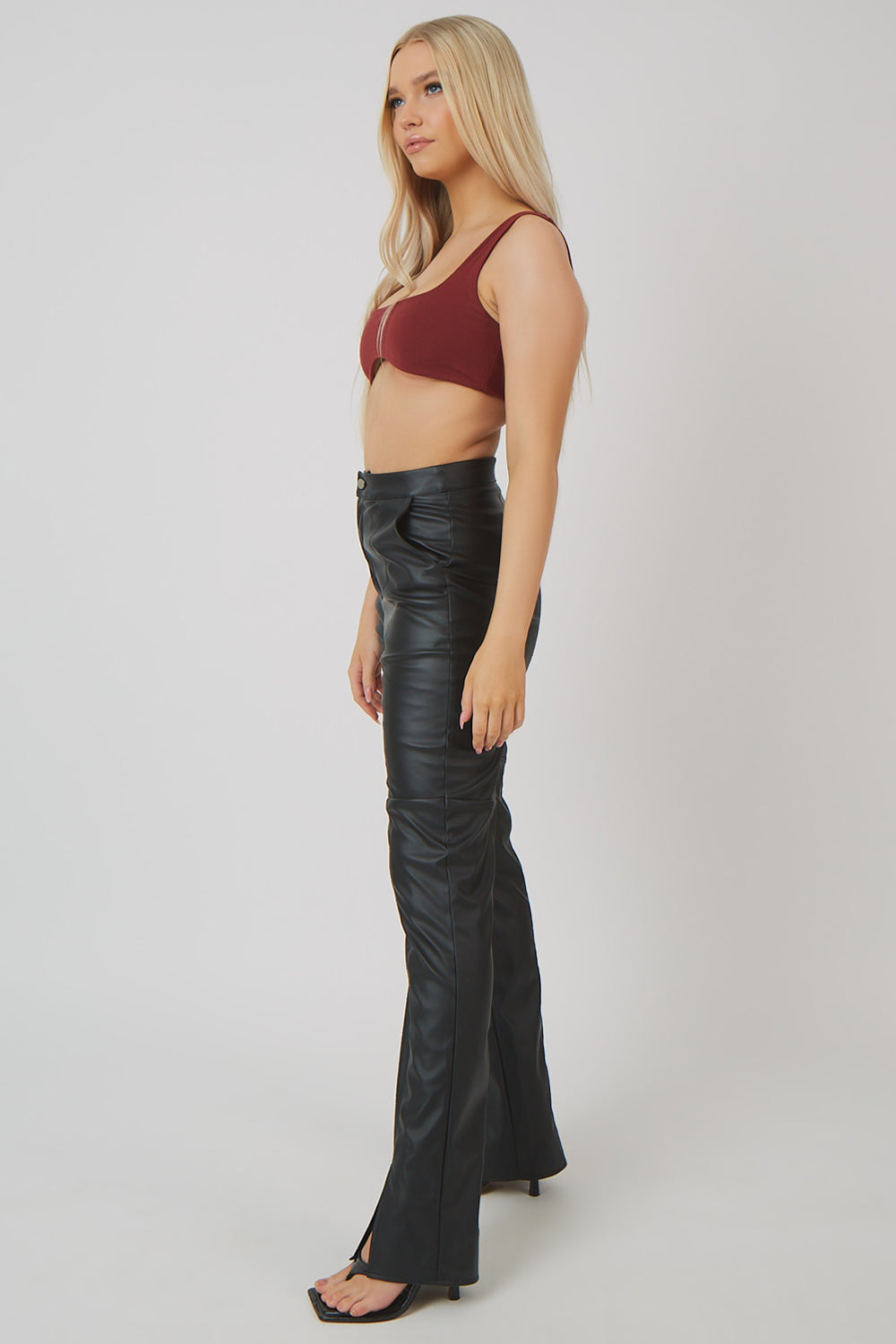 UNDERBUST DETAIL CROP TOP PORT