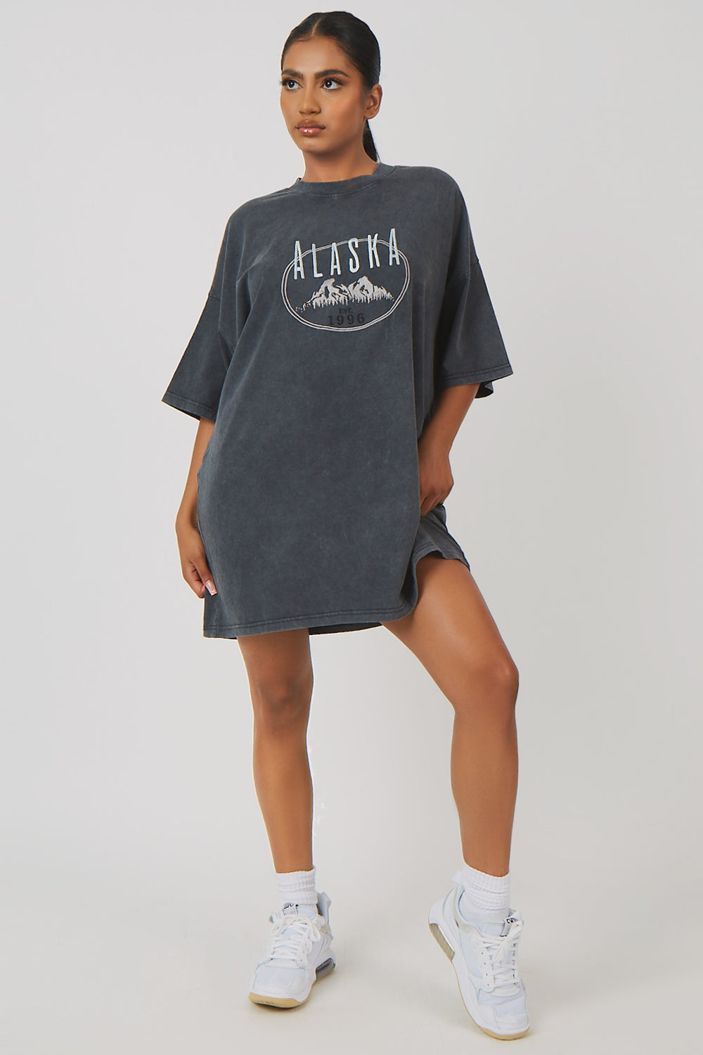 OVERSIZE GRAPHIC T-SHIRT DRESS ACID WASH