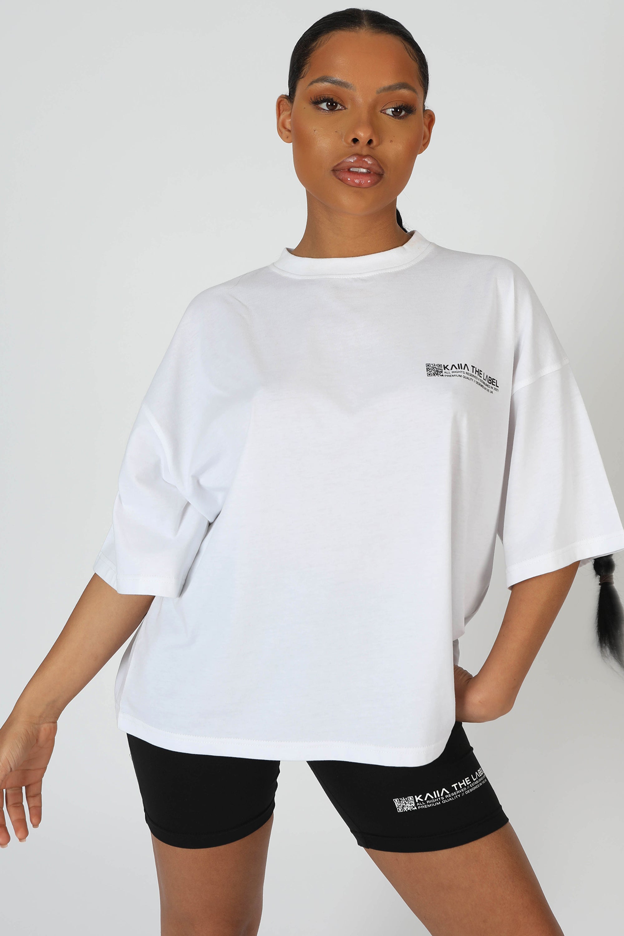 OVERSIZED FIT QR DETAIL T-SHIRT WHITE